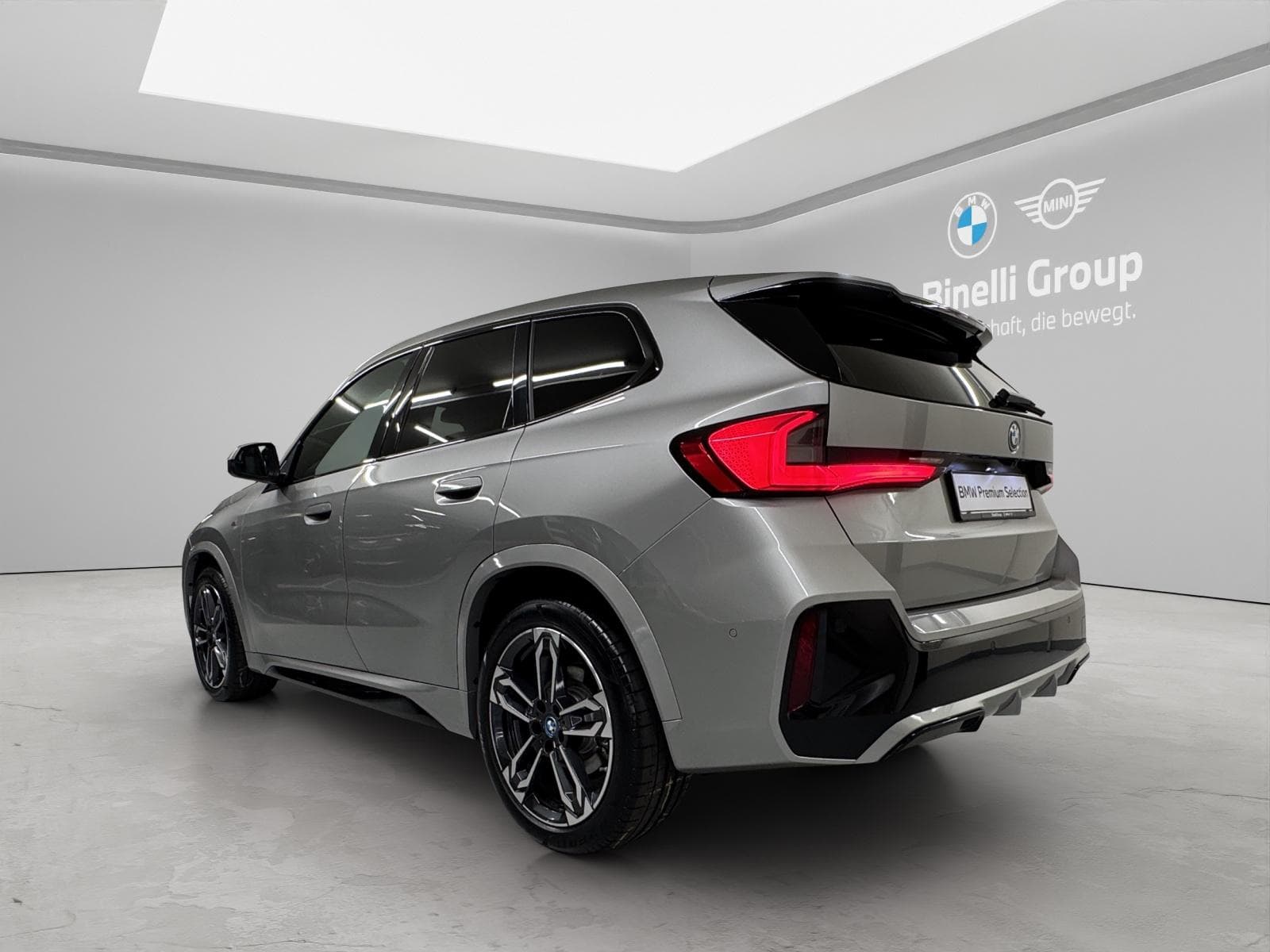 BMW iX1 30 xDrive - Vorschau 3