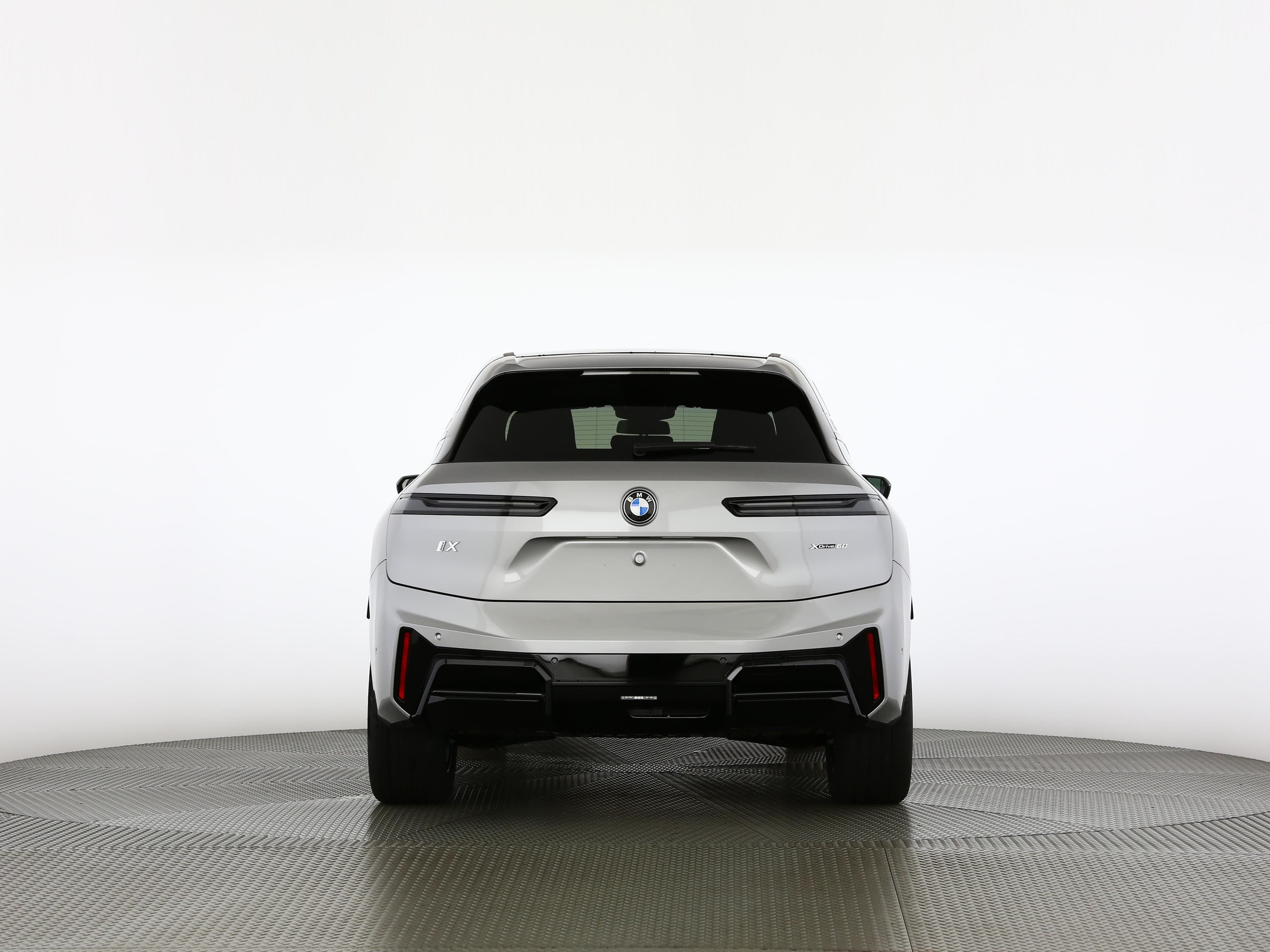 BMW iX xDrive60 - Vorschau 4