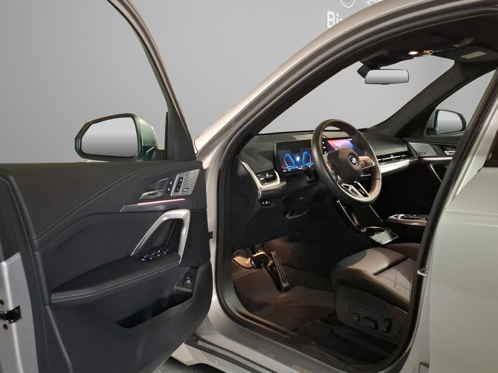BMW iX1 30 xDrive - Vorschau 4