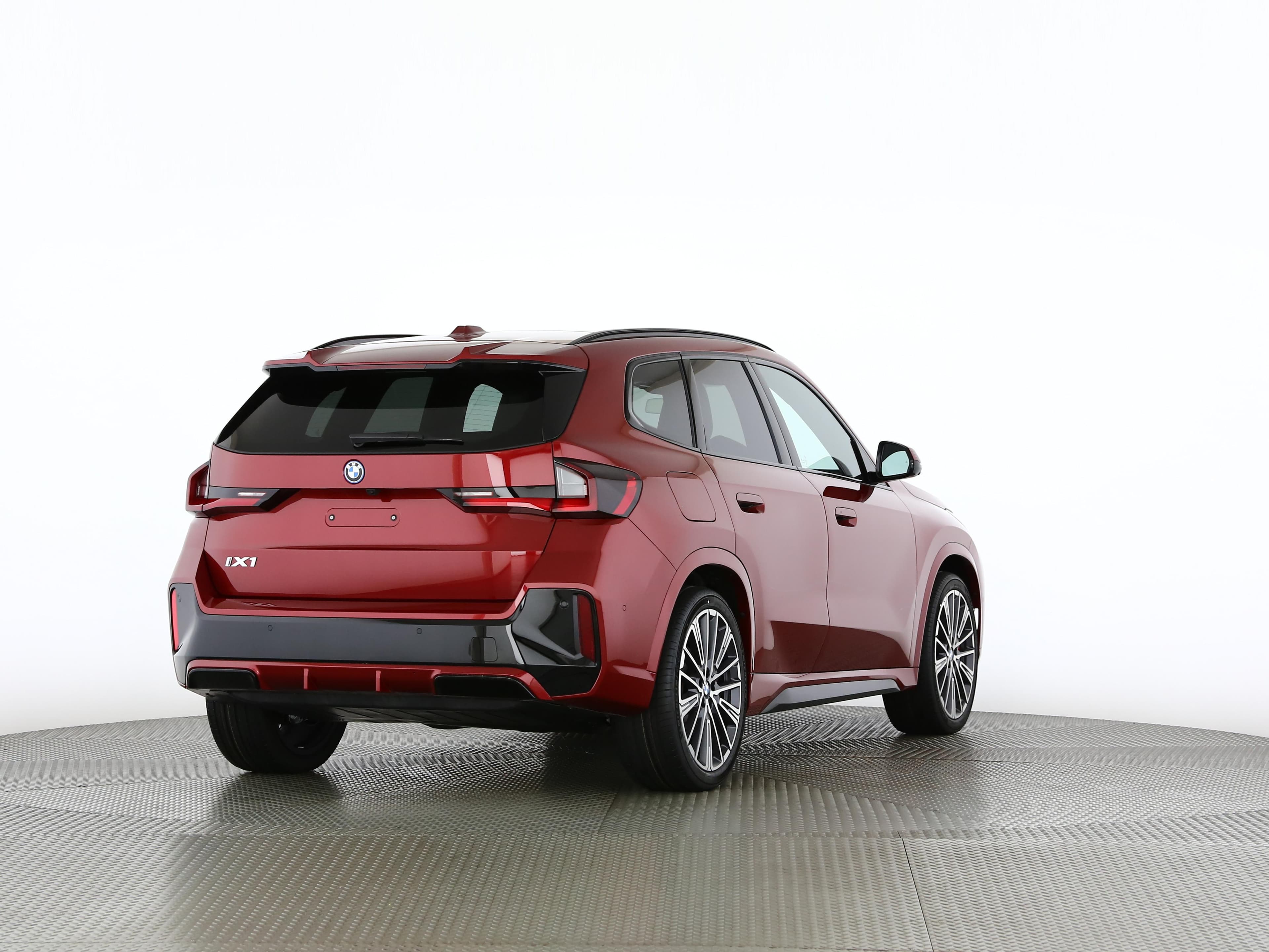 BMW iX1 30 xDrive - Vorschau 2
