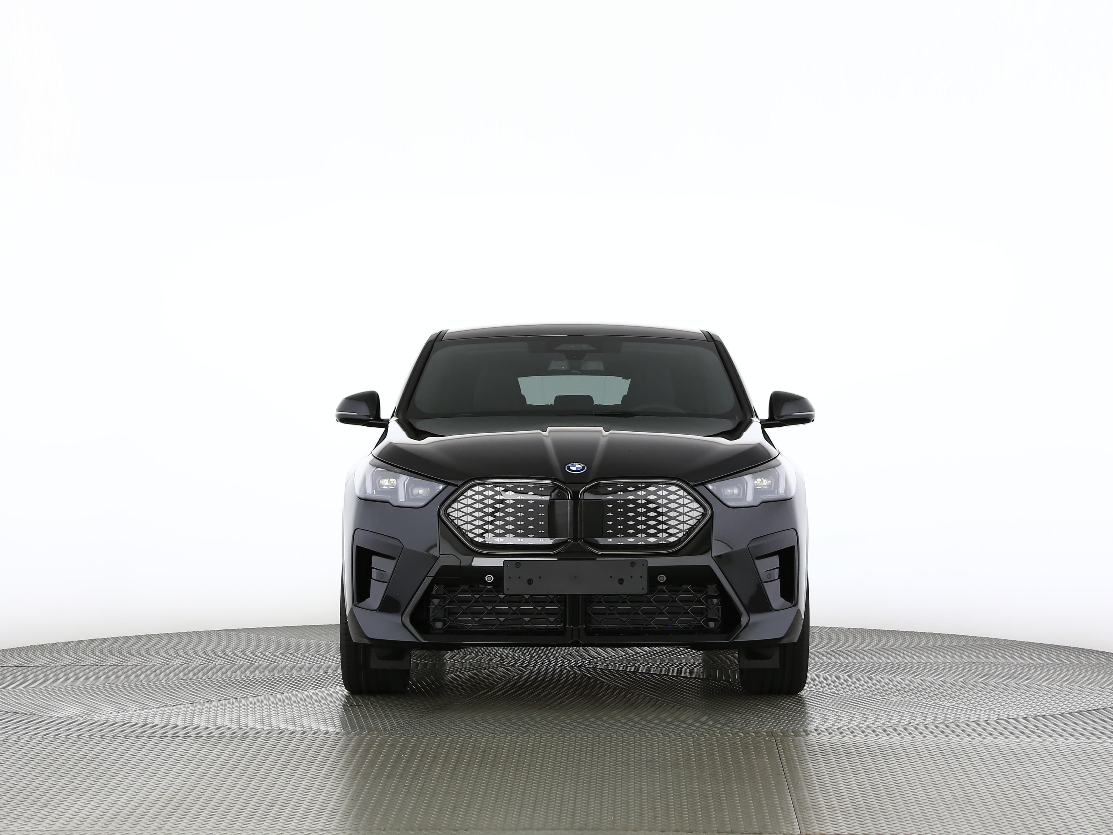 BMW iX2 30 xDrive - Vorschau 5
