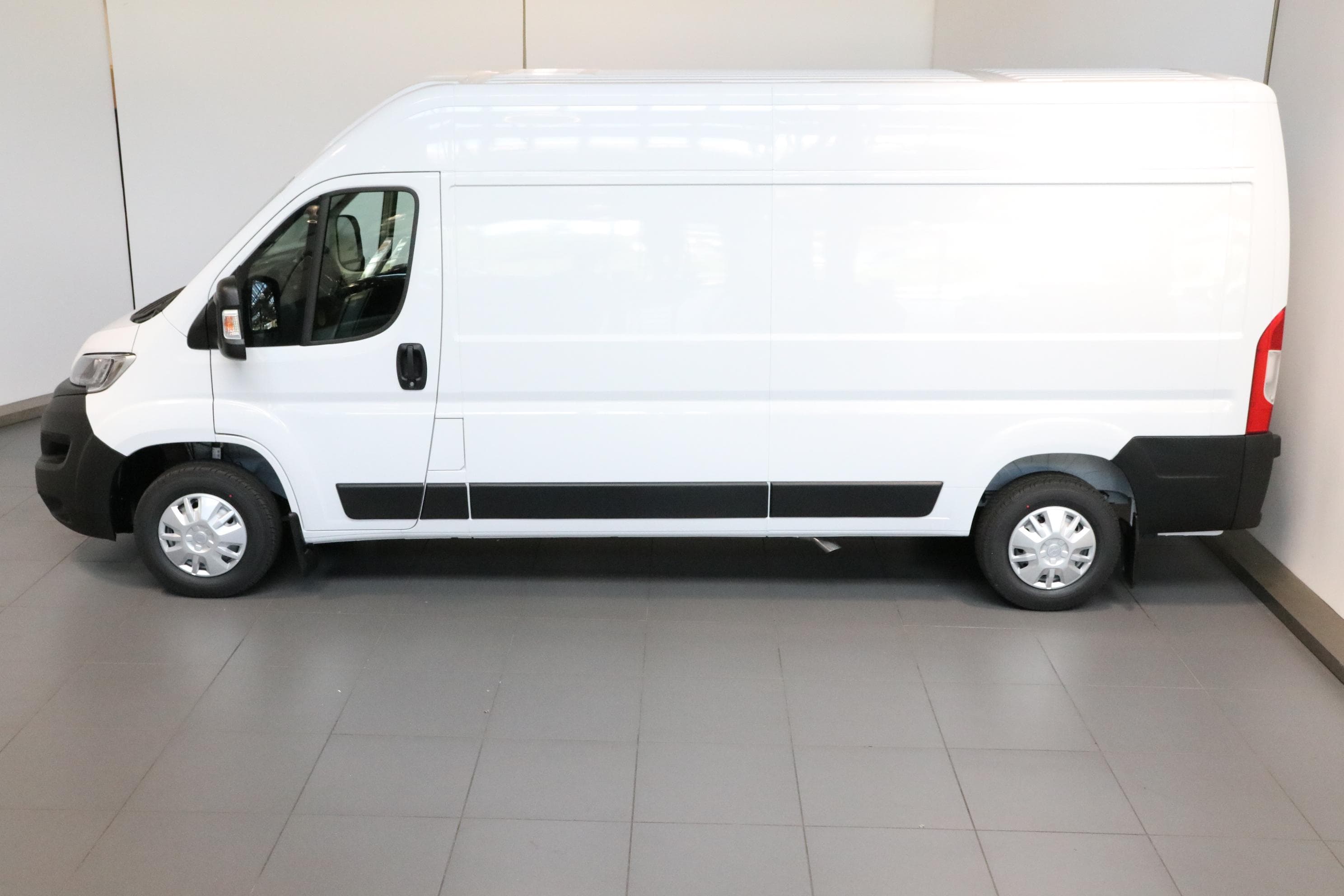 Opel Movano Kaw. 3.5 t  L3 H2 75kWh Enjoy Heavy - Vorschau 4