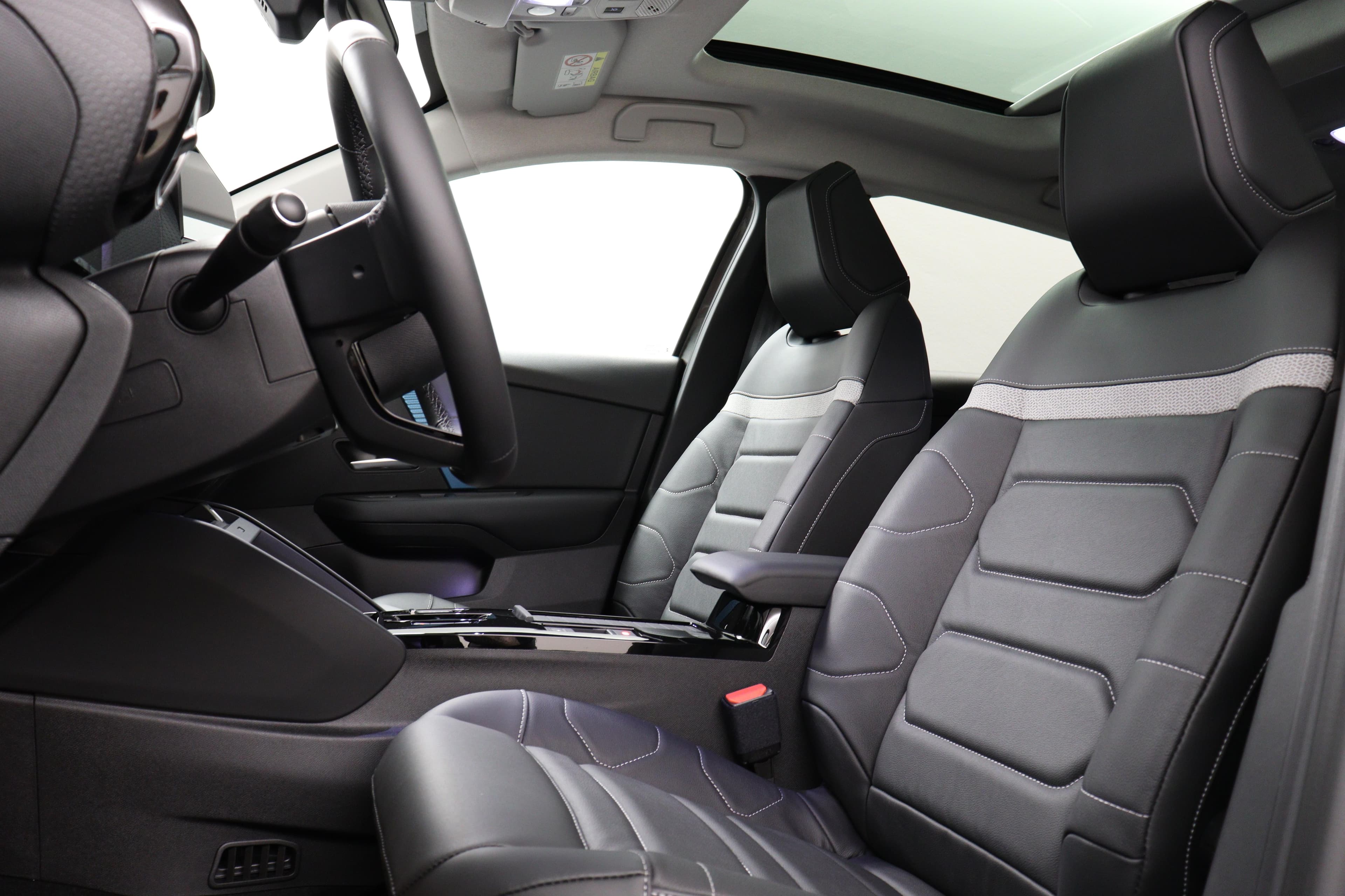 Citroën e-C4 Shine Pack - Vorschau 3