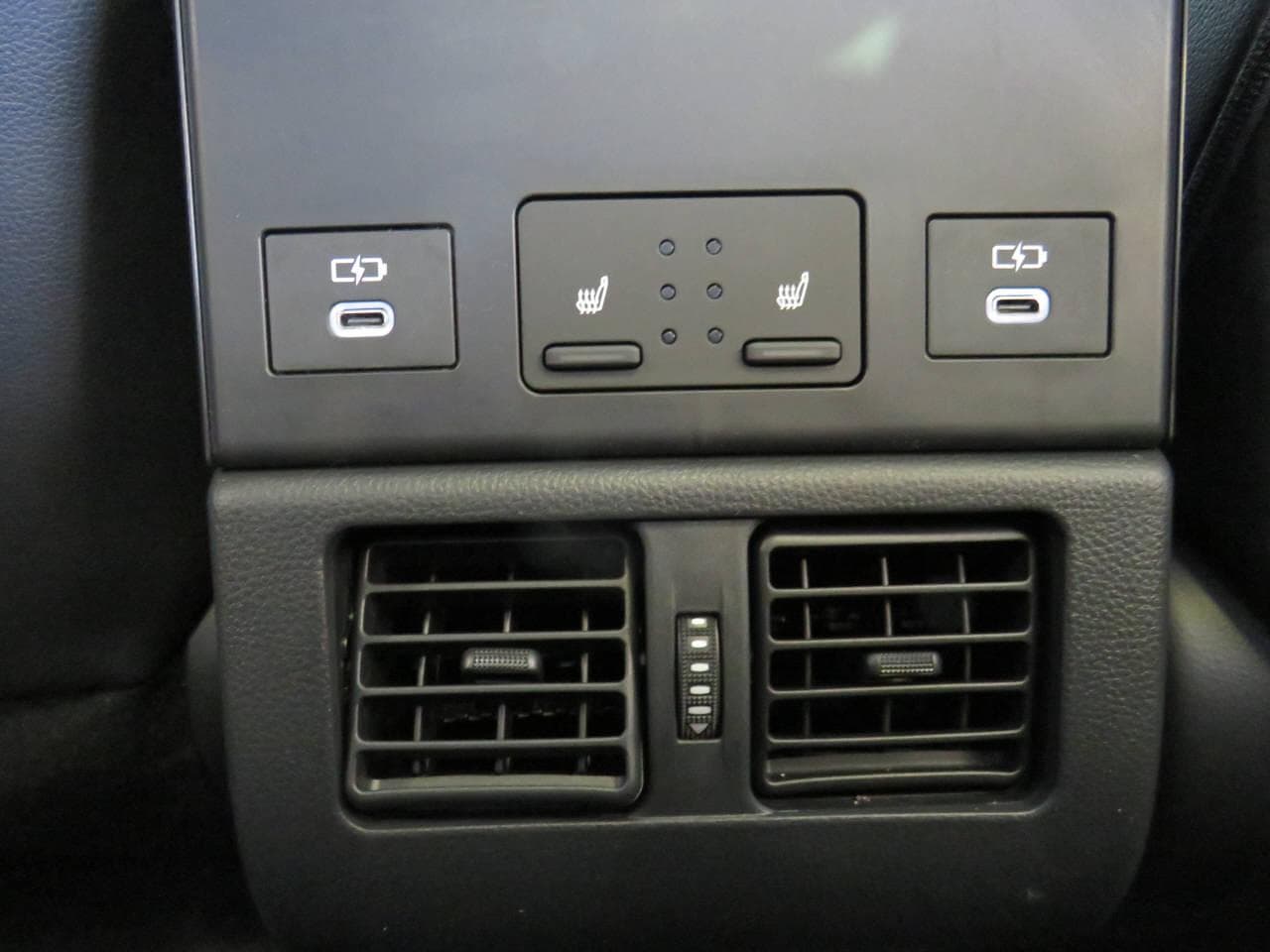 Subaru Solterra eV Luxury AWD - Vorschau 2
