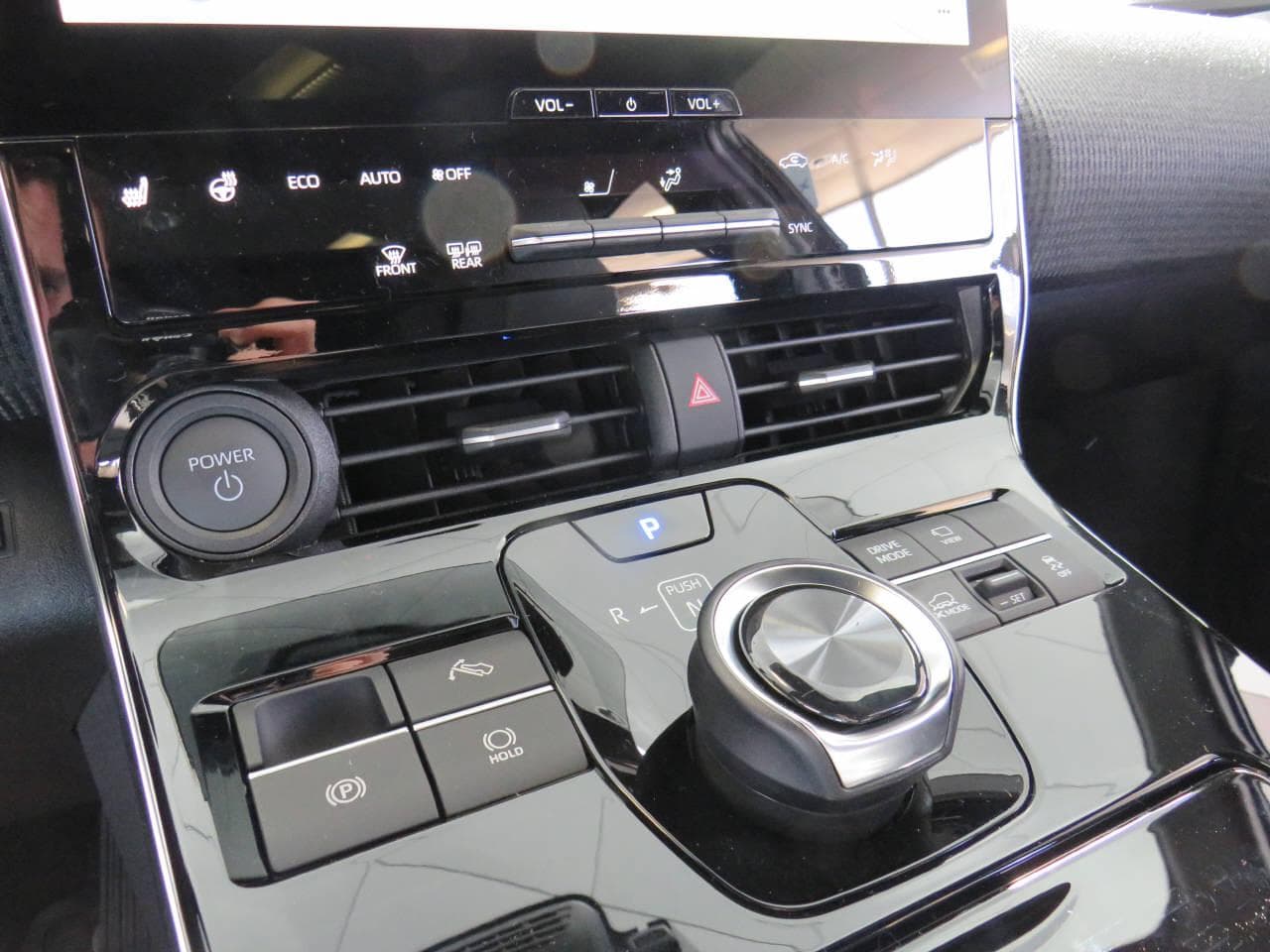 Subaru Solterra eV Luxury AWD - Vorschau 5