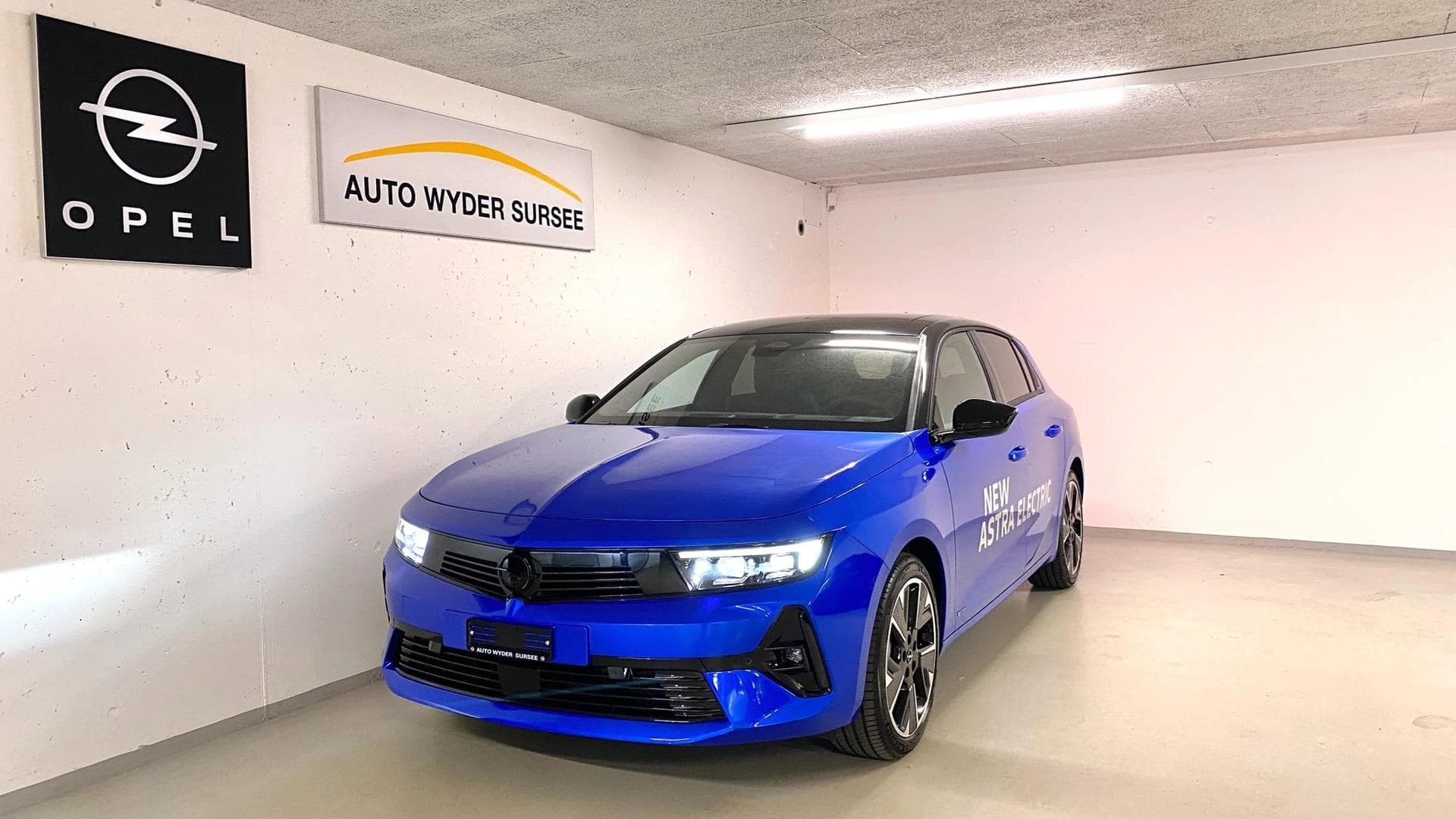 Opel Astra-e Swiss Plus - Bild 1