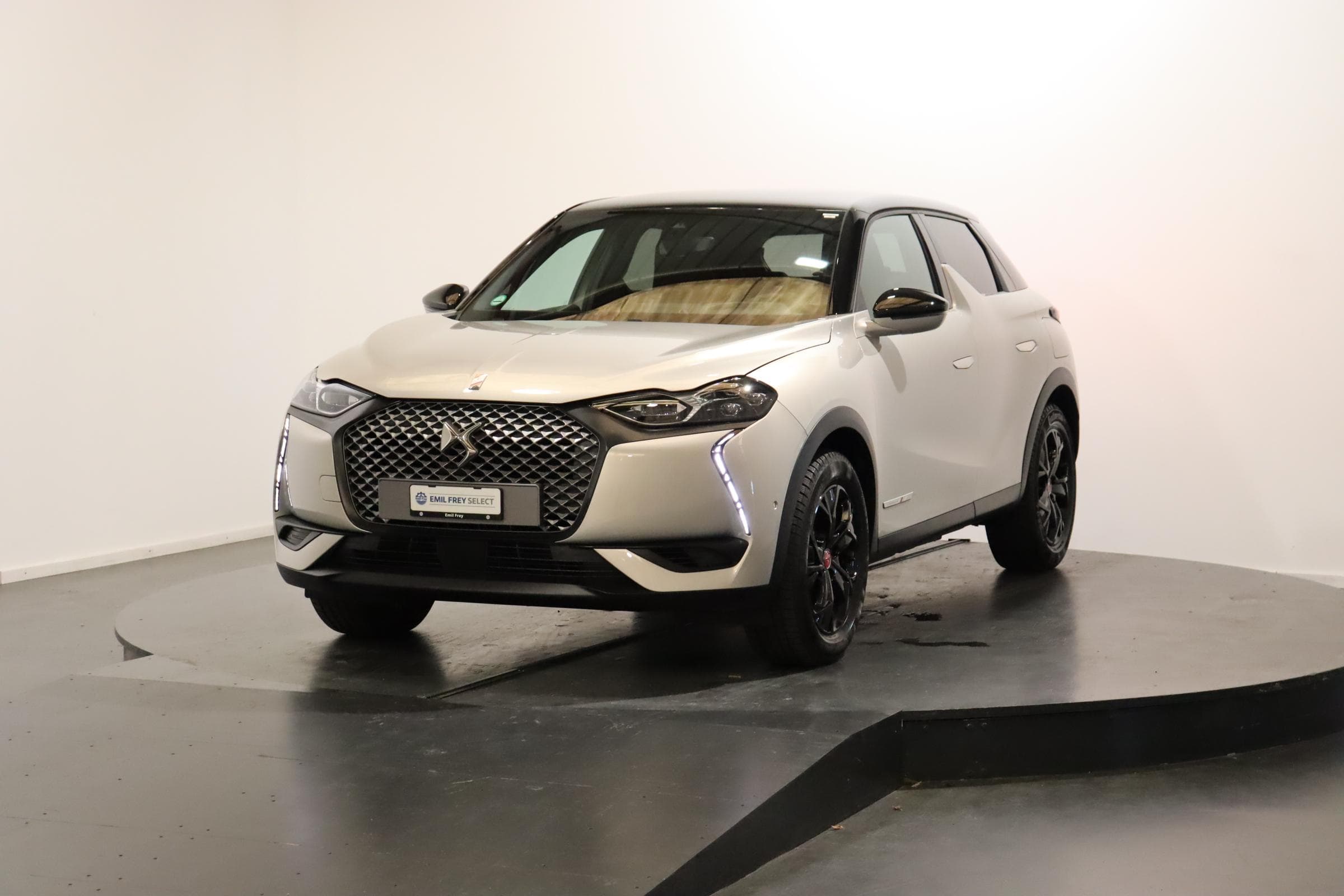 DS DS3 Crossback E-Tense Performance Line