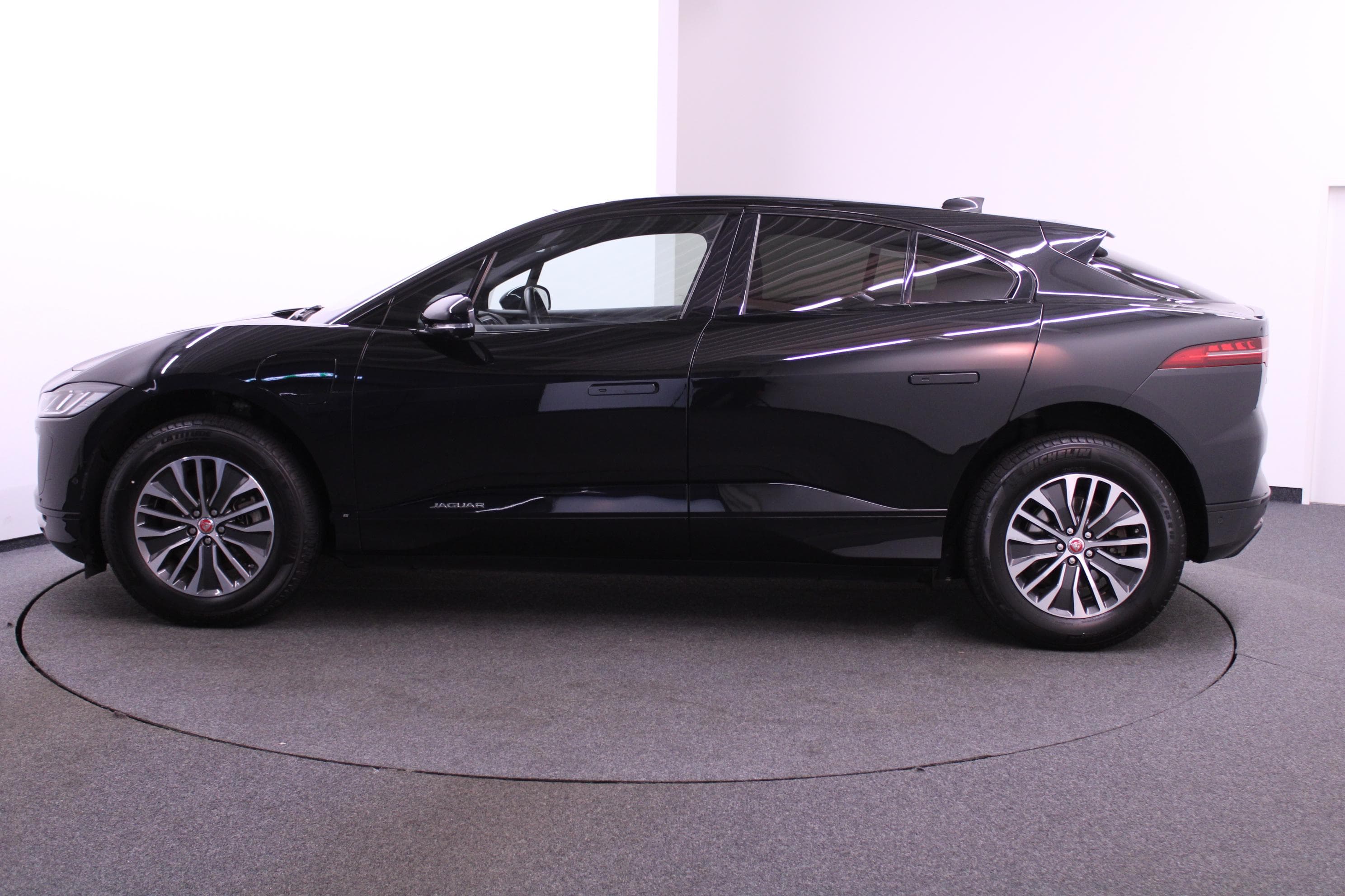 Jaguar I-Pace EV400 S AWD *LEASING 0.99%* - Vorschau 4