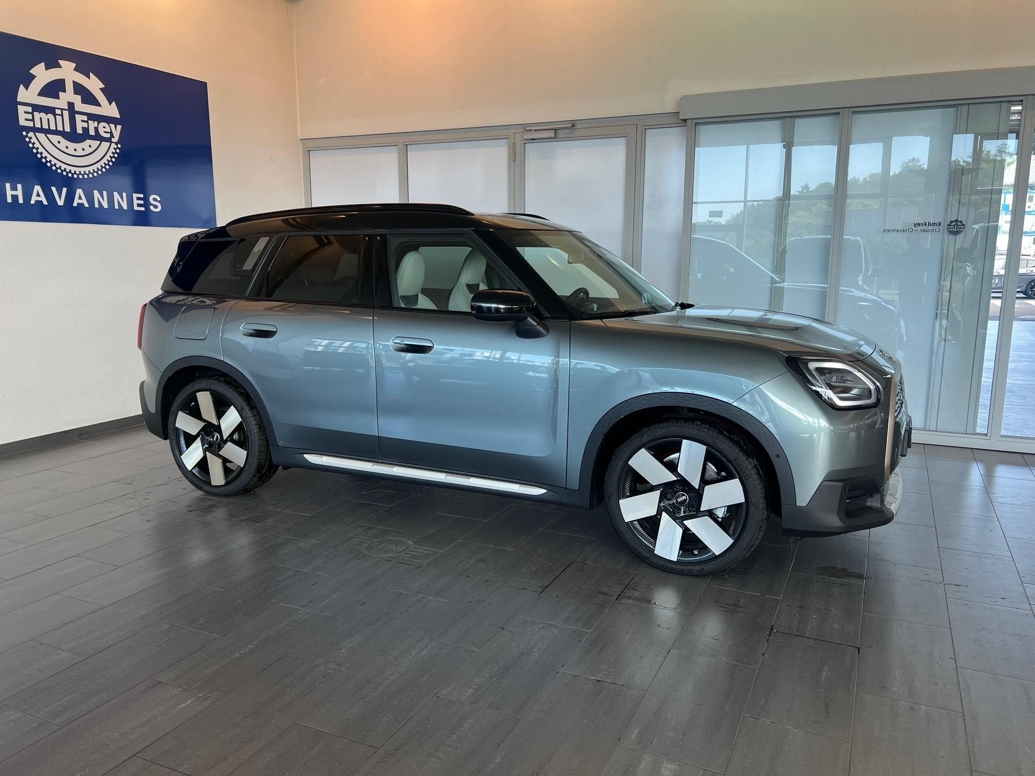 Mini Countryman U25 SE ALL4 - Vorschau 3