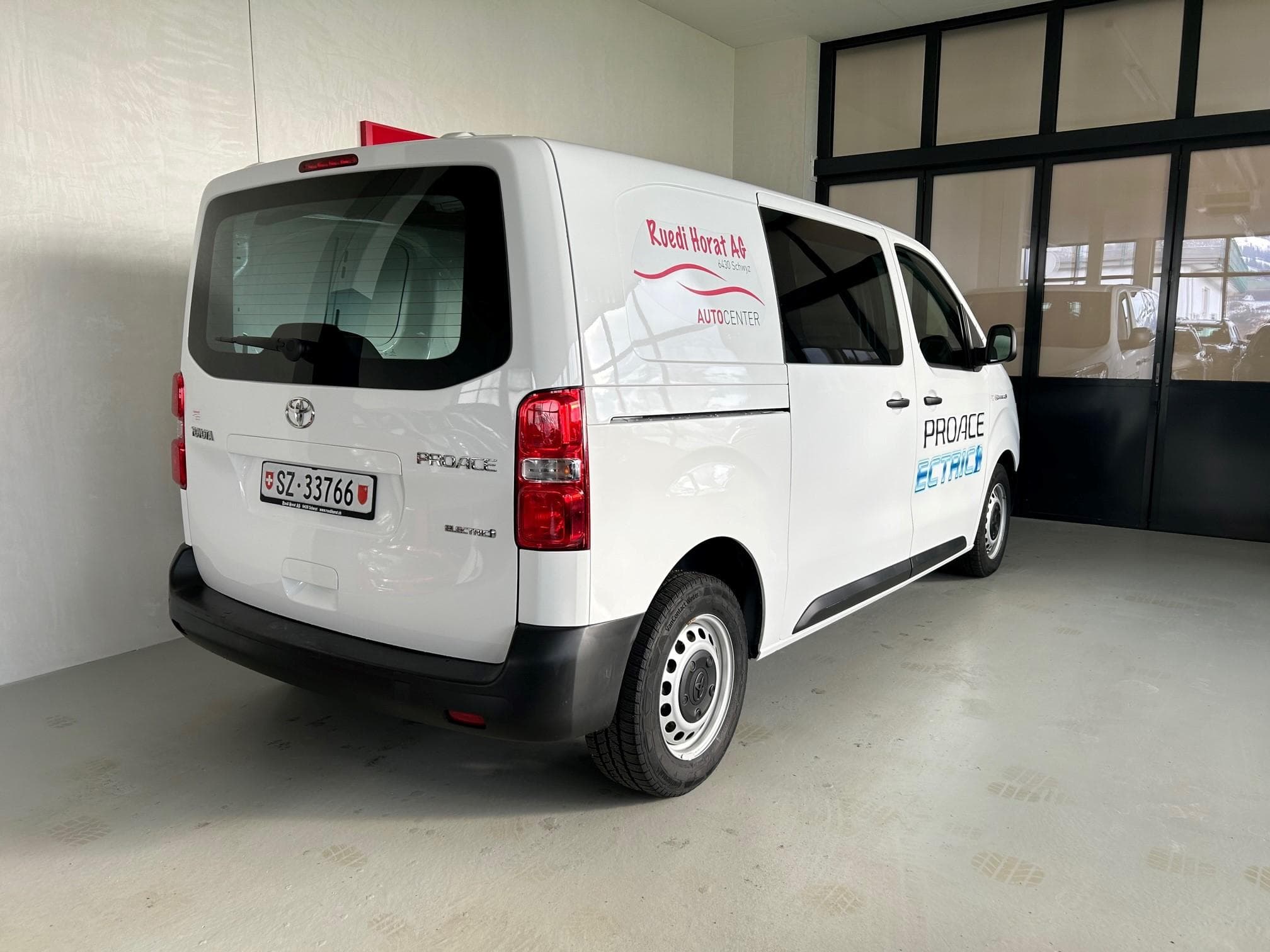 Toyota PROACE Van L1 Heckklappe 50KWh 7kW OBC Active - Vorschau 3