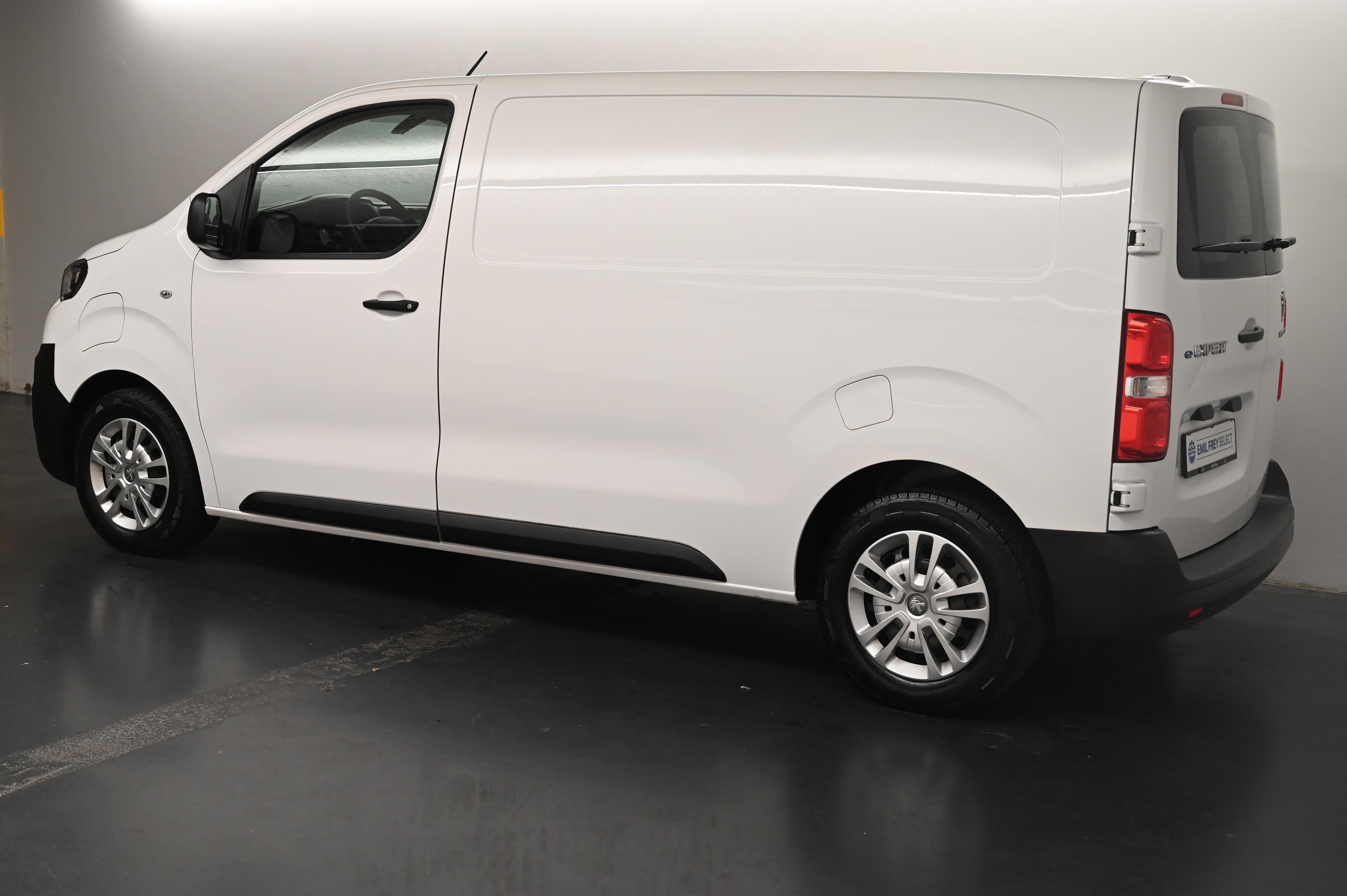 Peugeot e-Expert Kaw. Standard 75 kWh Premium - Vorschau 4