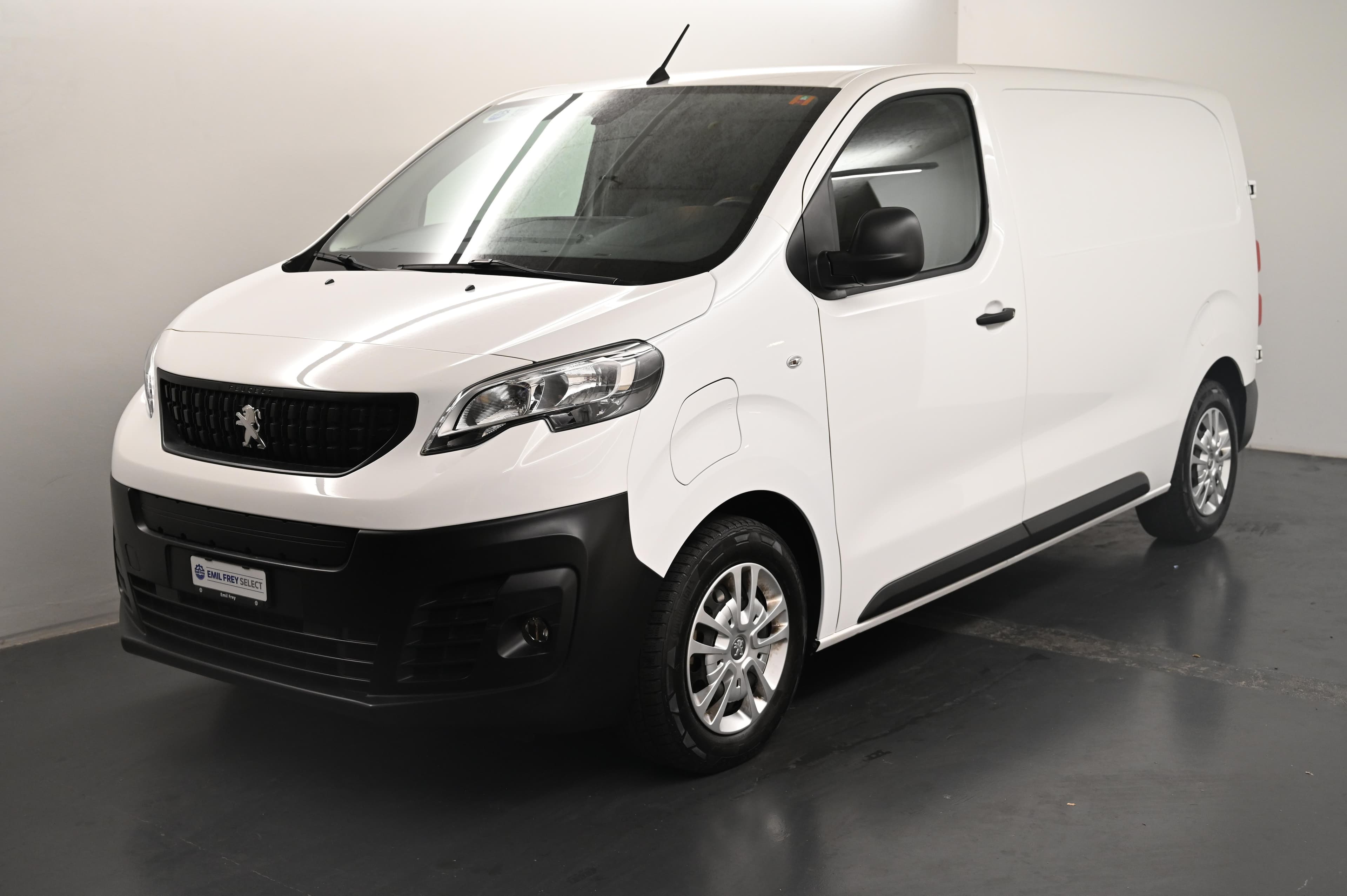 Peugeot e-Expert Kaw. Standard 75 kWh Premium - Vorschau 2