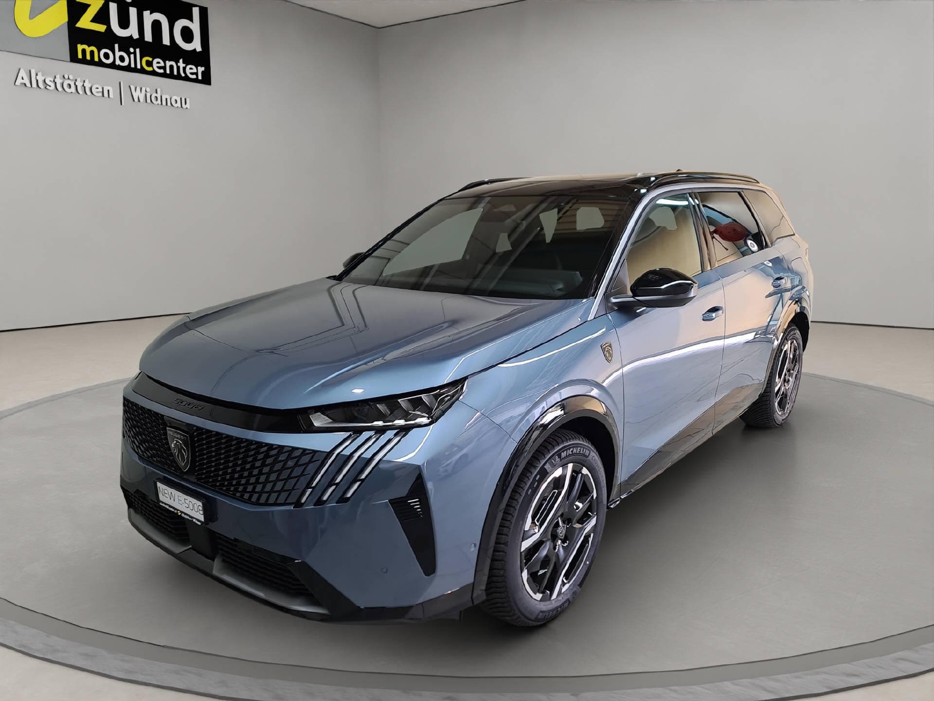 Peugeot e-5008 GT - Bild 1