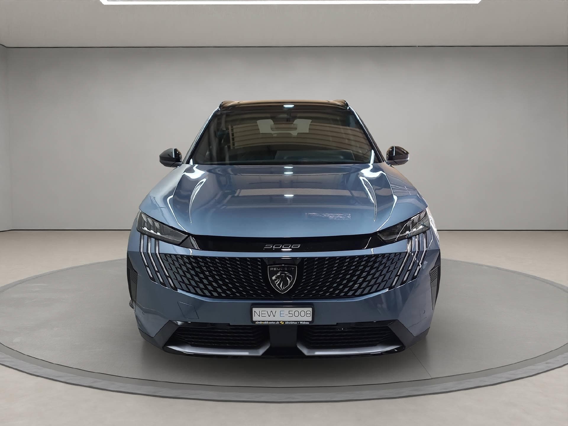 Peugeot e-5008 GT - Vorschau 4