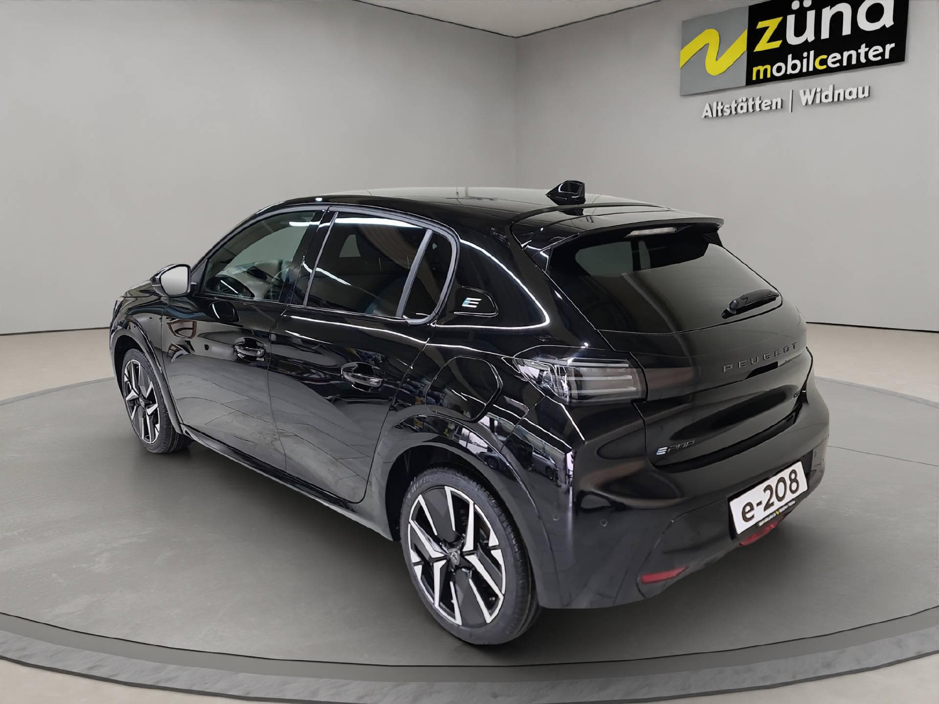 Peugeot E-208 GT - Vorschau 4