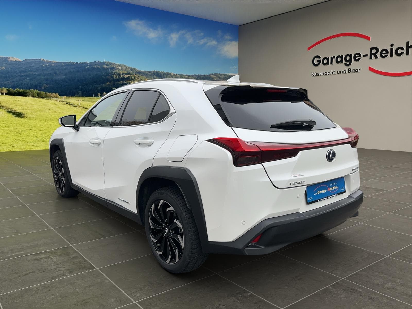Lexus UX 300e Excellence elektrisch 54,3 kWh - Vorschau 3