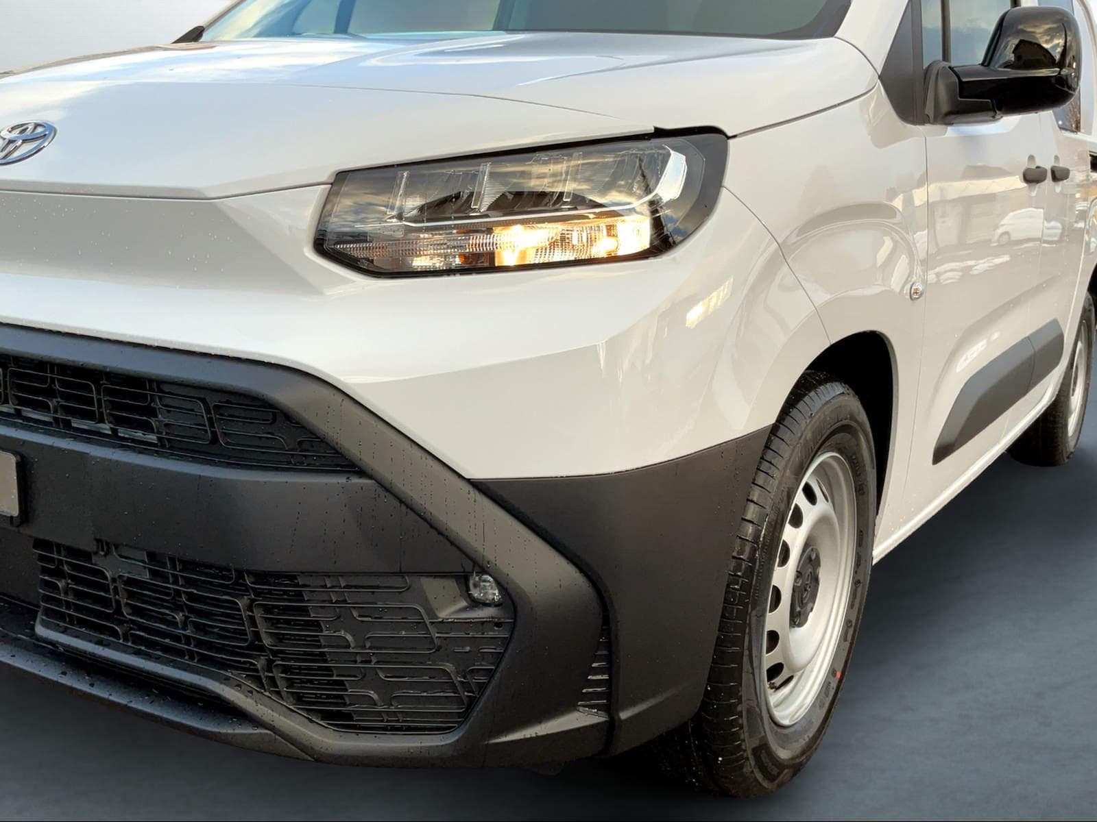 Toyota PROACE CITY Van L2 52KWh Advanced - Vorschau 3