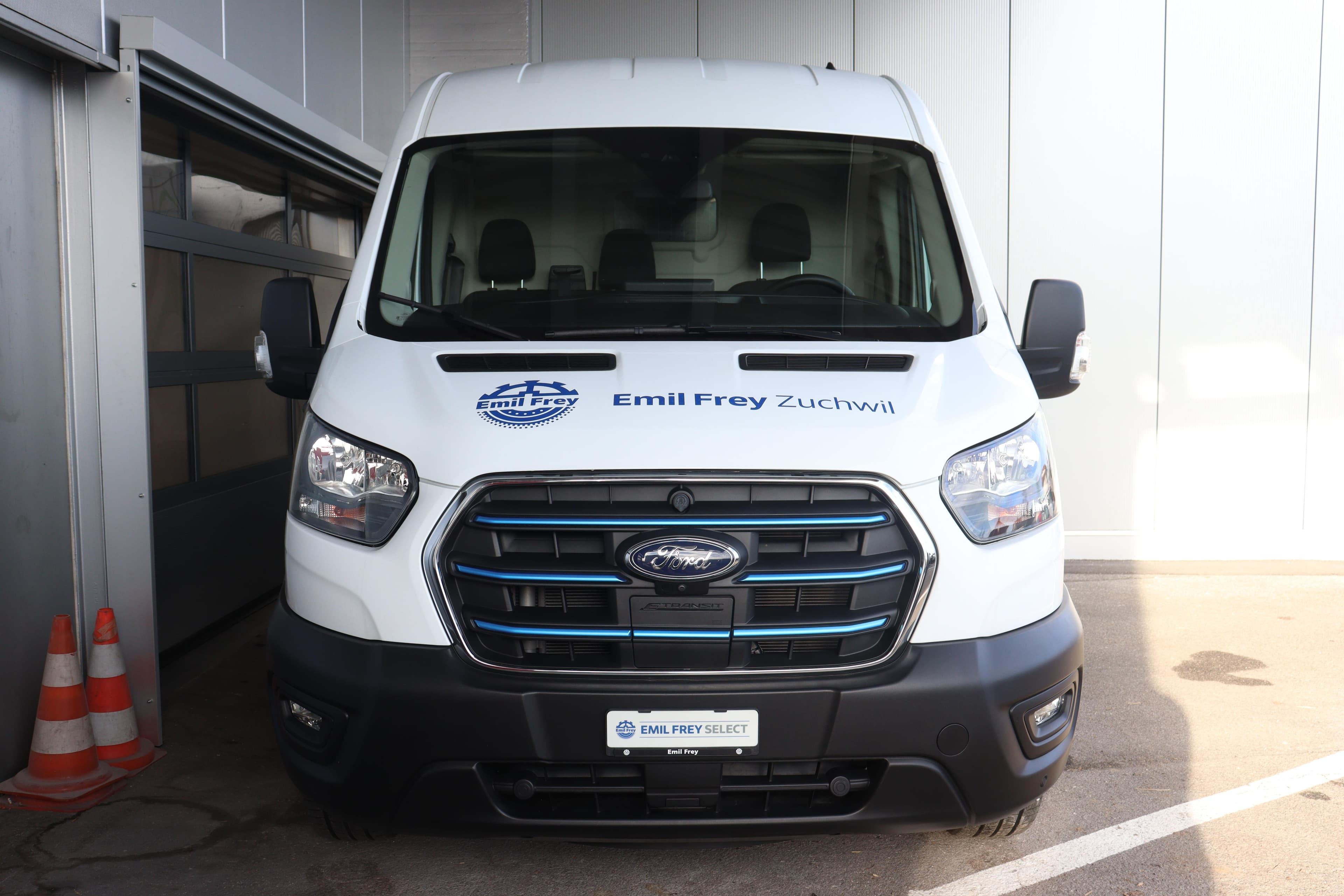 Ford E-Transit Van 350 L2H2 68kWh Trend - Vorschau 2
