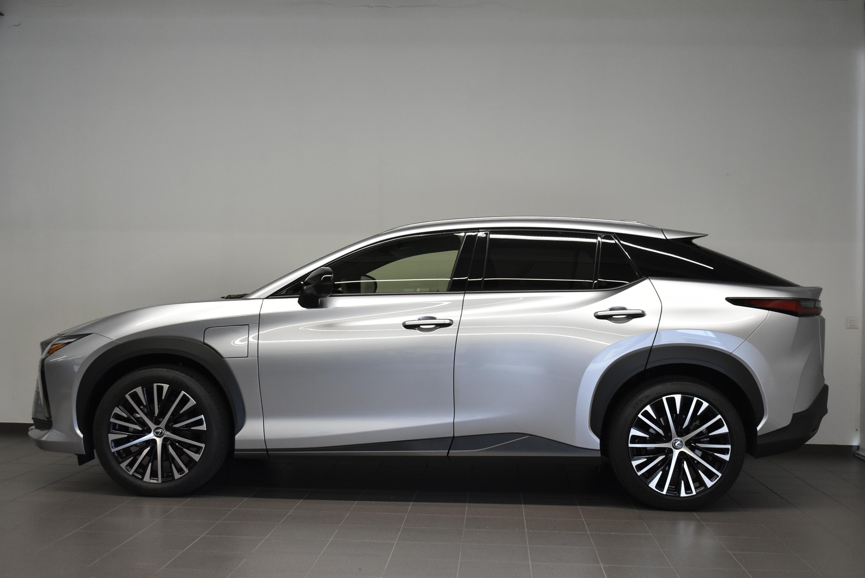 Lexus RZ 450e Comfort - Ruote invernali incluse - Vorschau 4