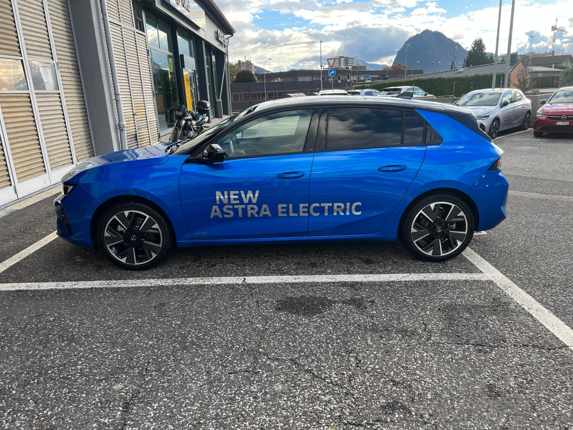 Opel Astra-e Swiss Plus - Vorschau 4