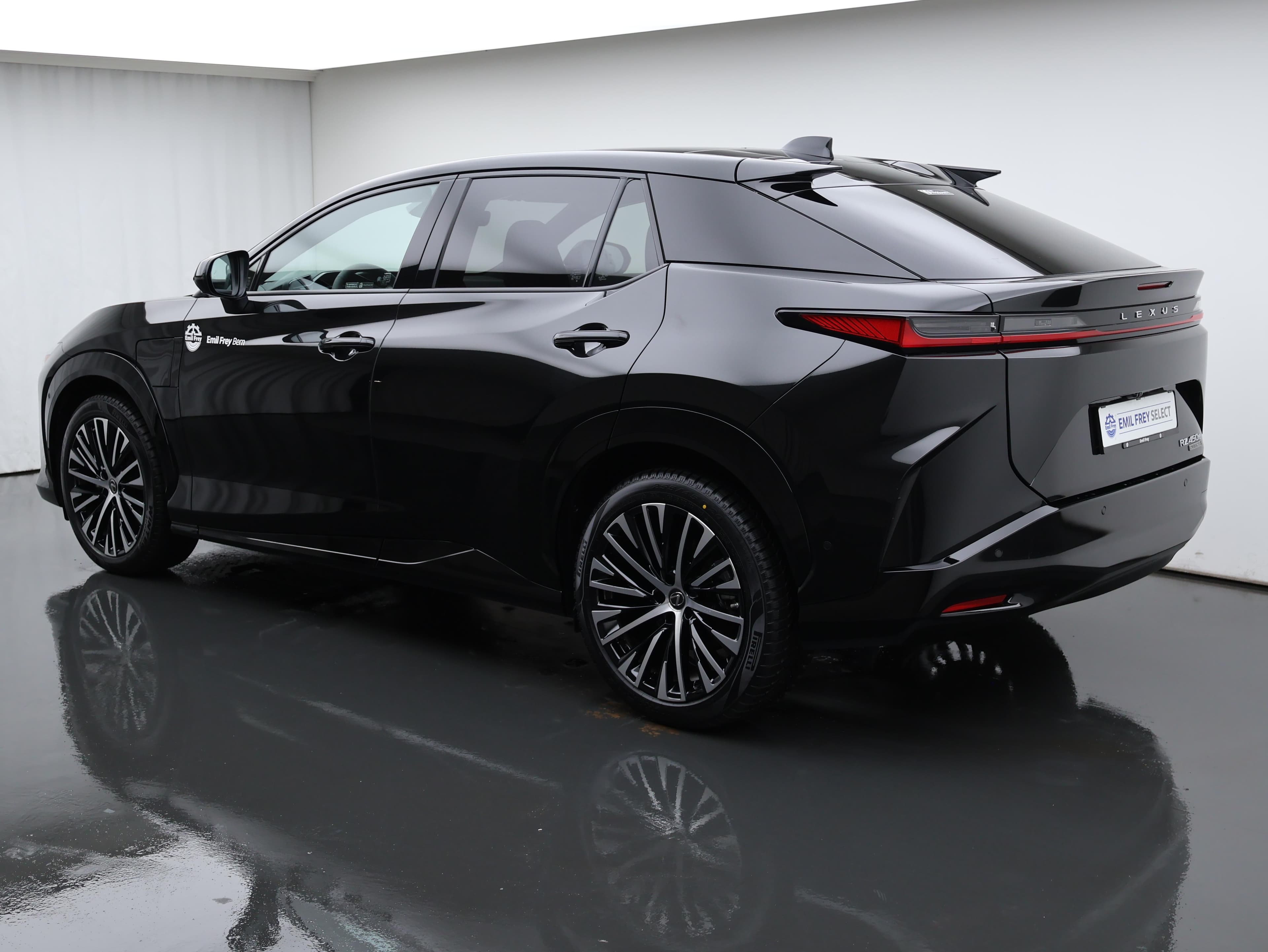 Lexus RZ 450e Excellence - Vorschau 5