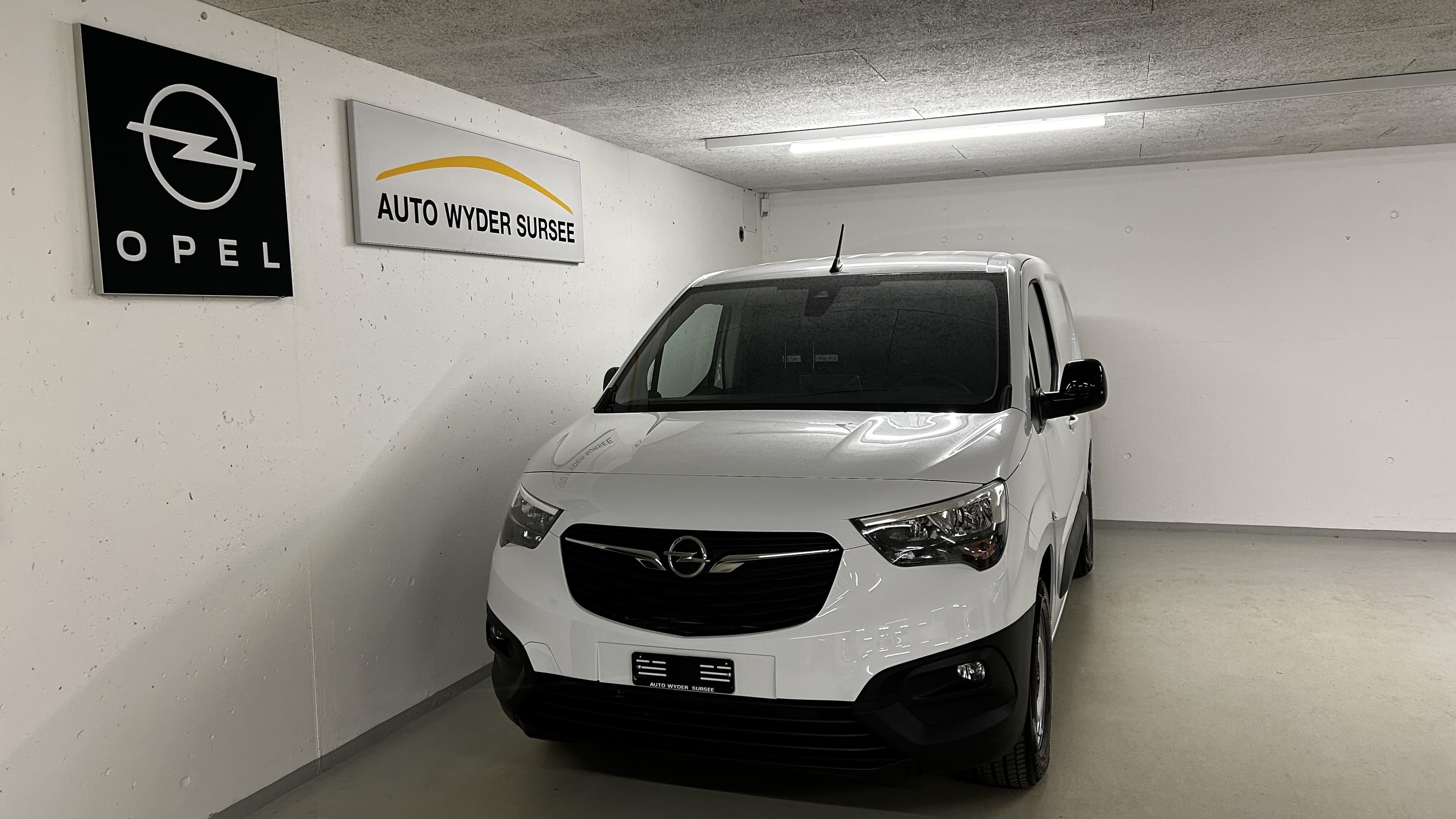 Opel Combo-e Cargo 2.4 t XL Electric - Bild 1