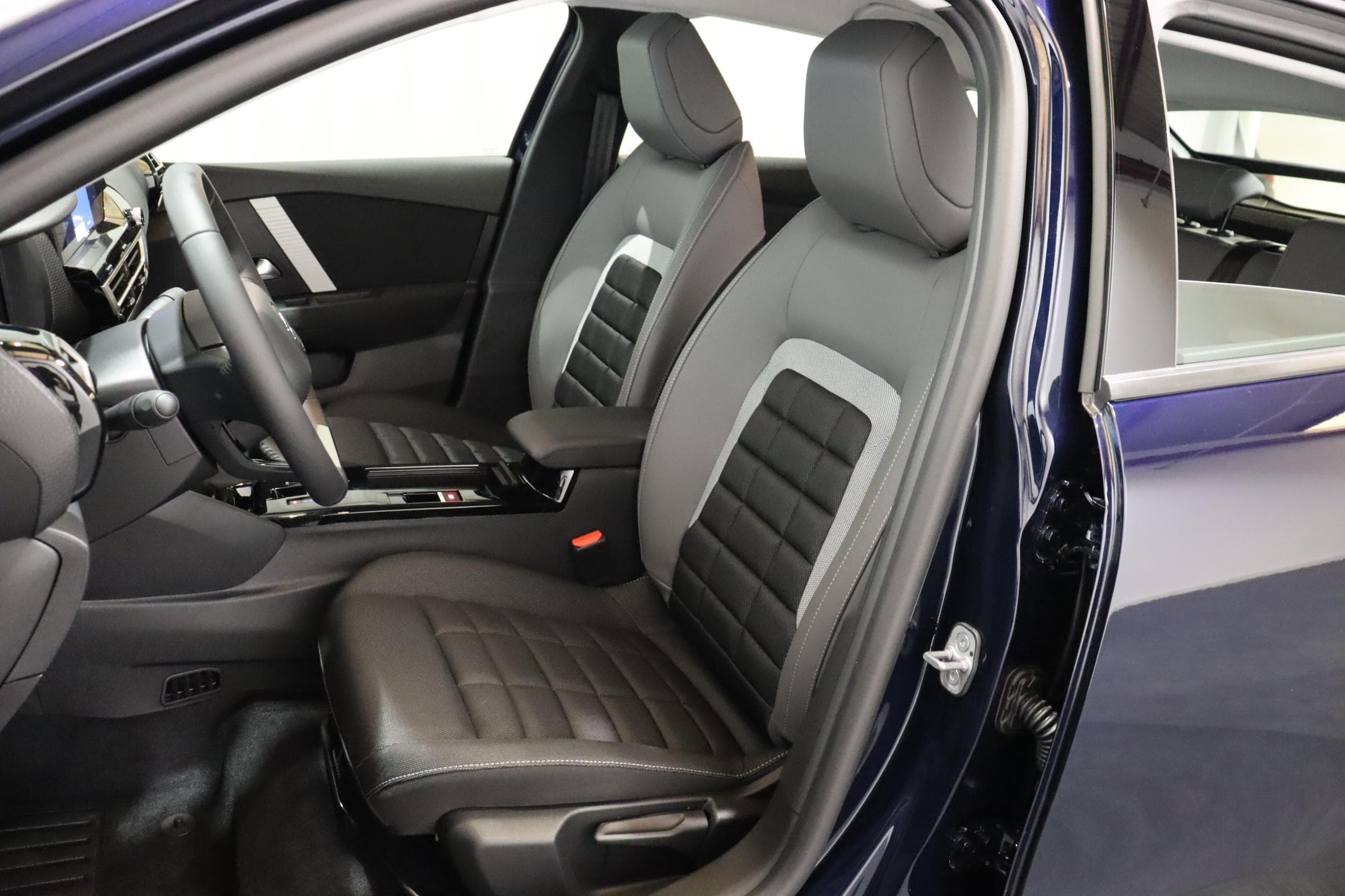 Citroën e-C4 You+ - Vorschau 5