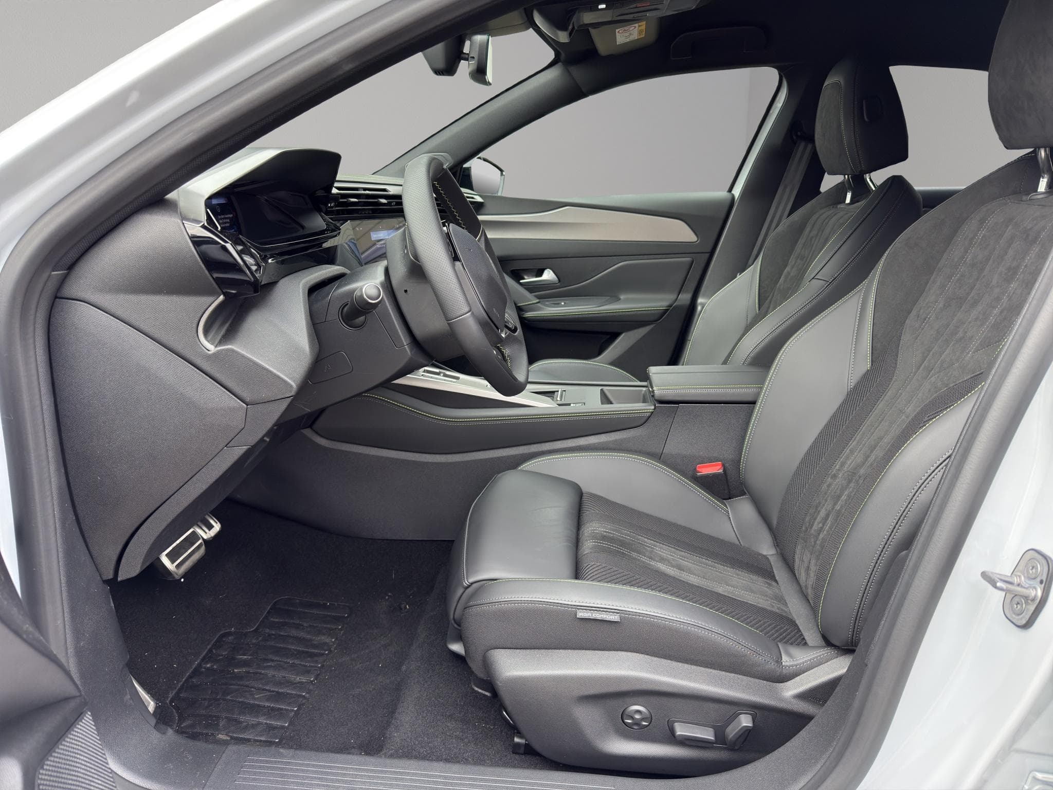 Peugeot 308 SW e-GT - Vorschau 2
