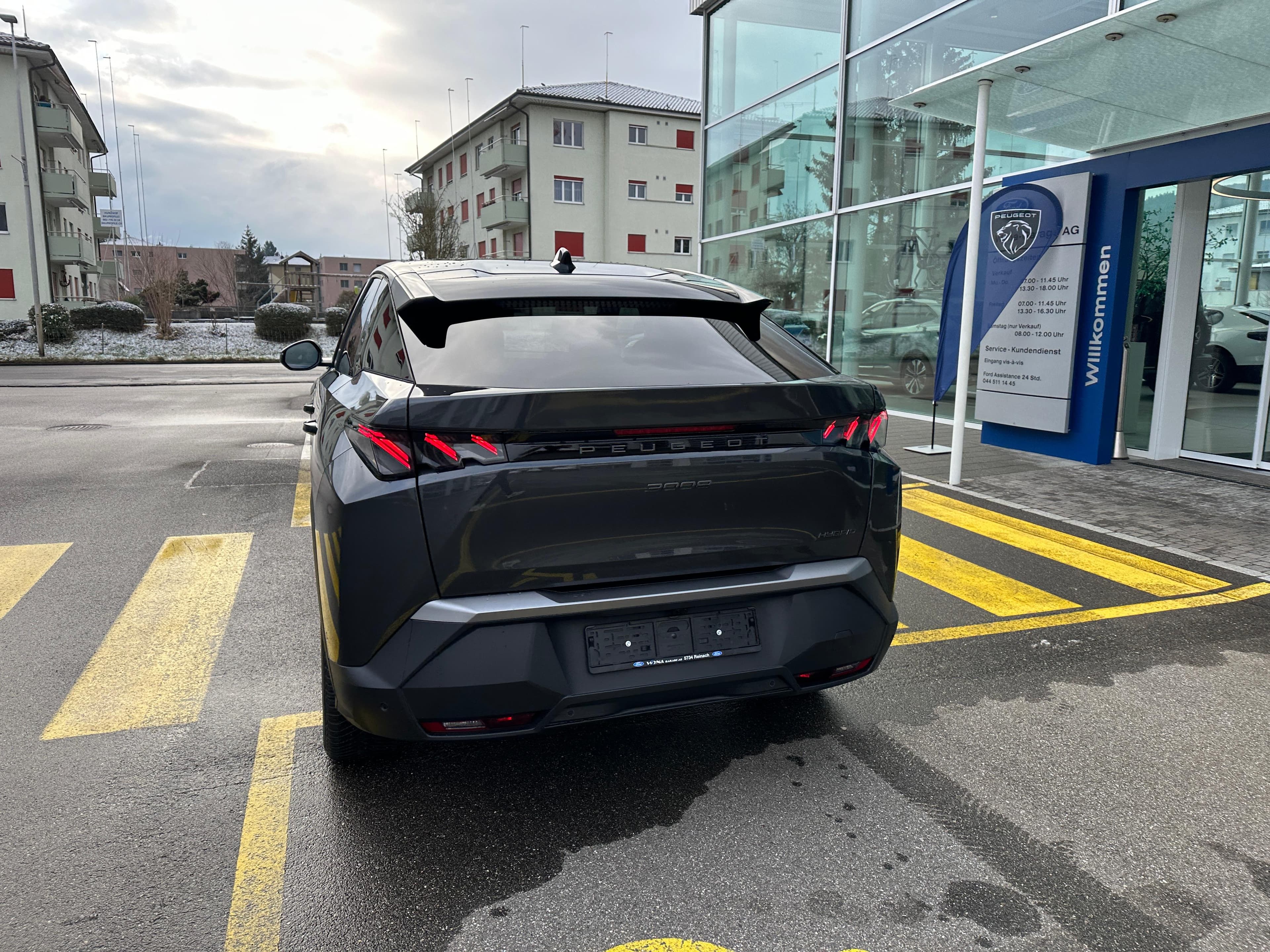 Peugeot 3008 e-GT - Vorschau 3
