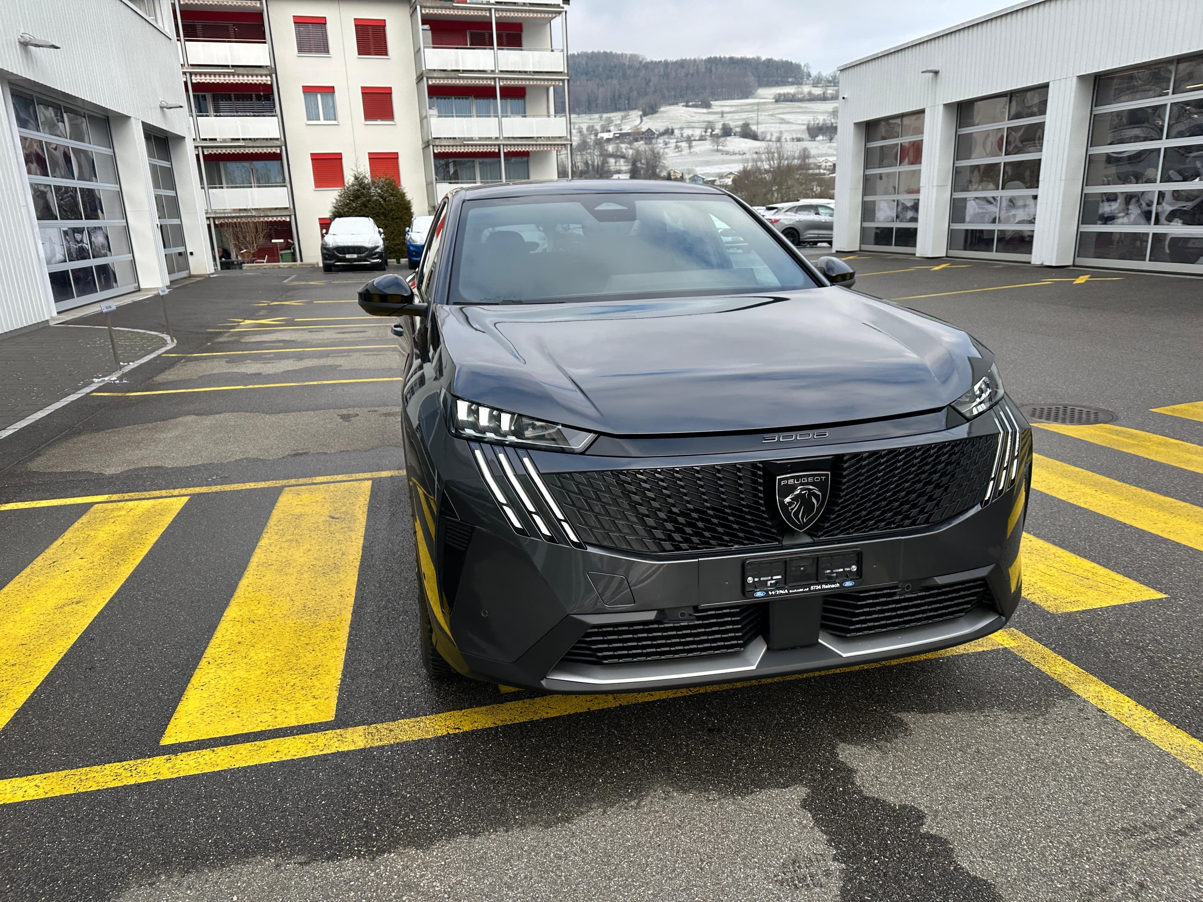 Peugeot 3008 e-GT - Vorschau 4
