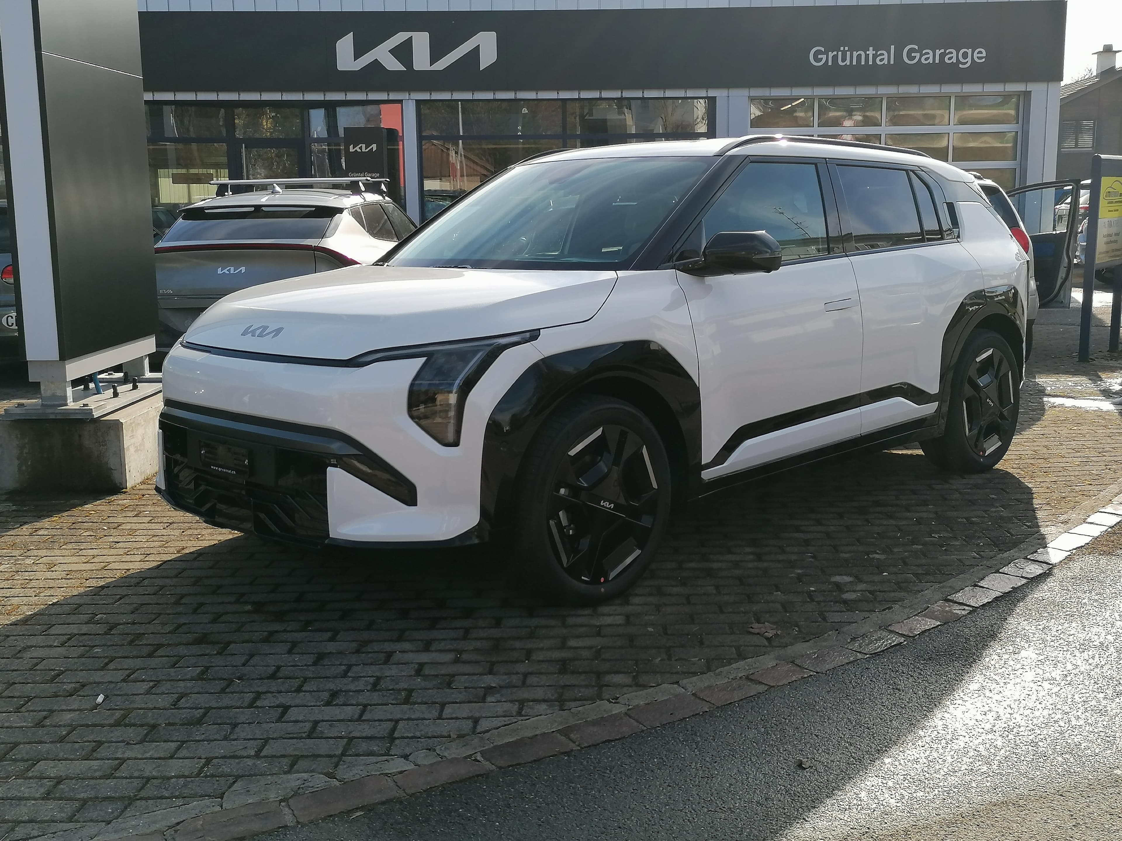 Kia EV3 81 kWh GT-Line - Bild 1