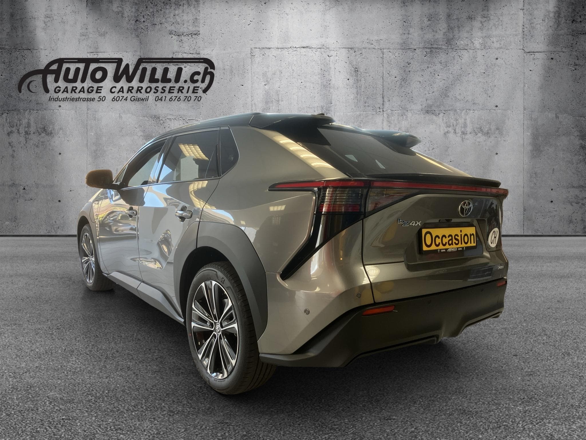 Toyota bZ4X Premium AWD - Vorschau 2