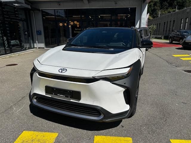 Toyota bZ4X Premium AWD - Vorschau 3