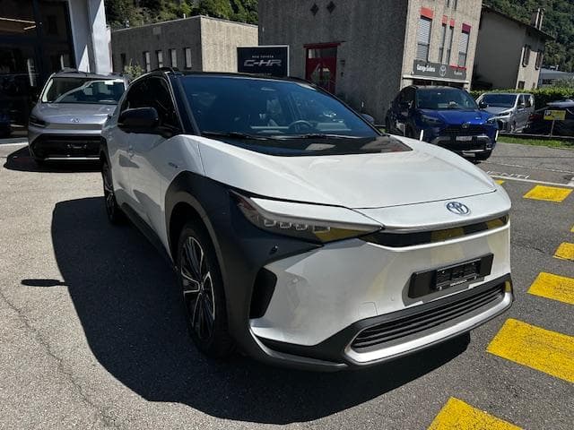 Toyota bZ4X Premium AWD - Vorschau 4