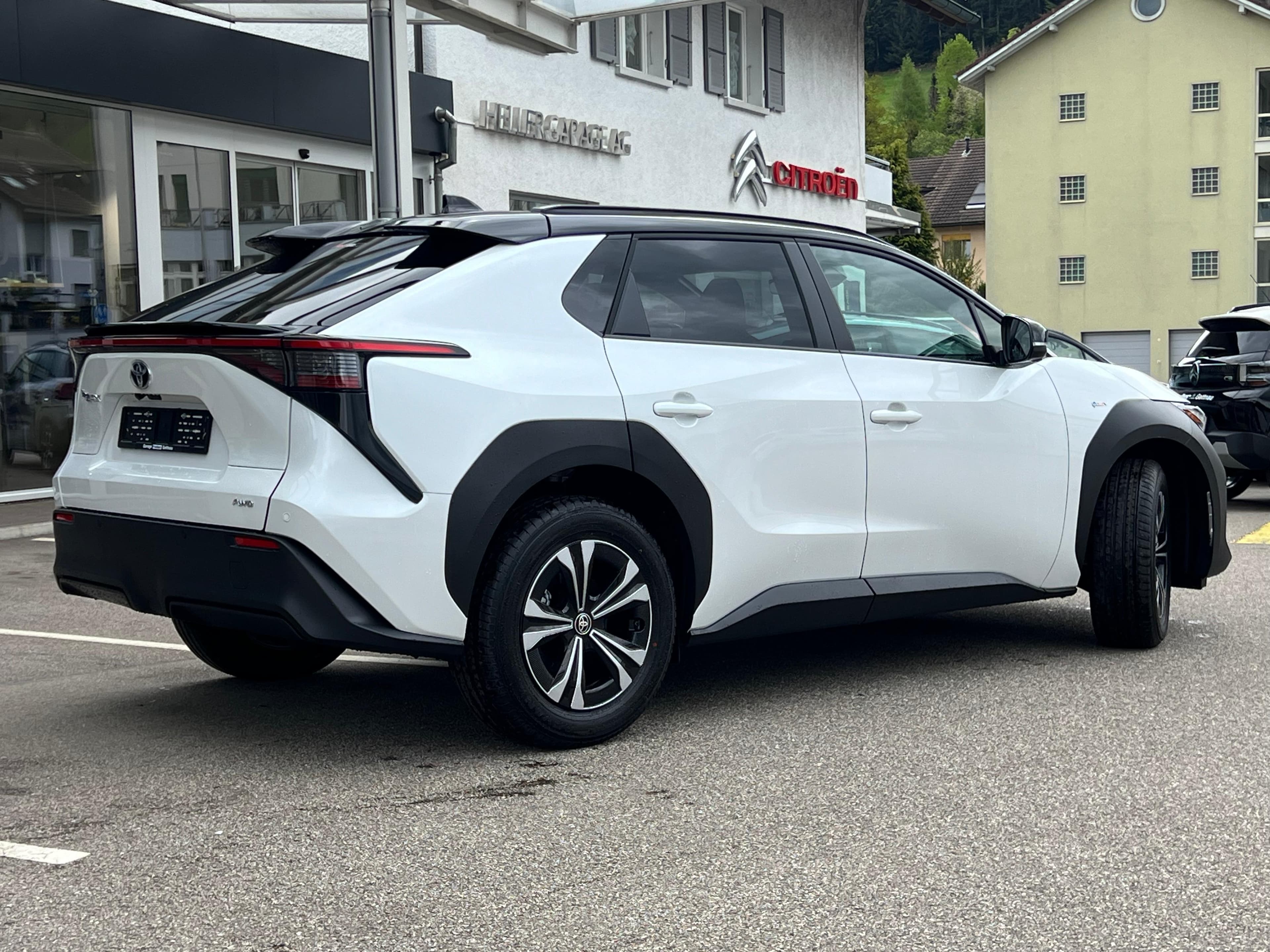 Toyota bZ4X Style AWD - Vorschau 3