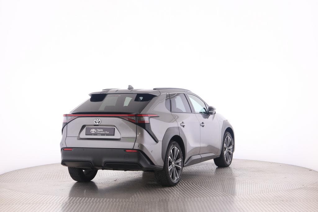 Toyota bZ4X Premium AWD - Vorschau 2