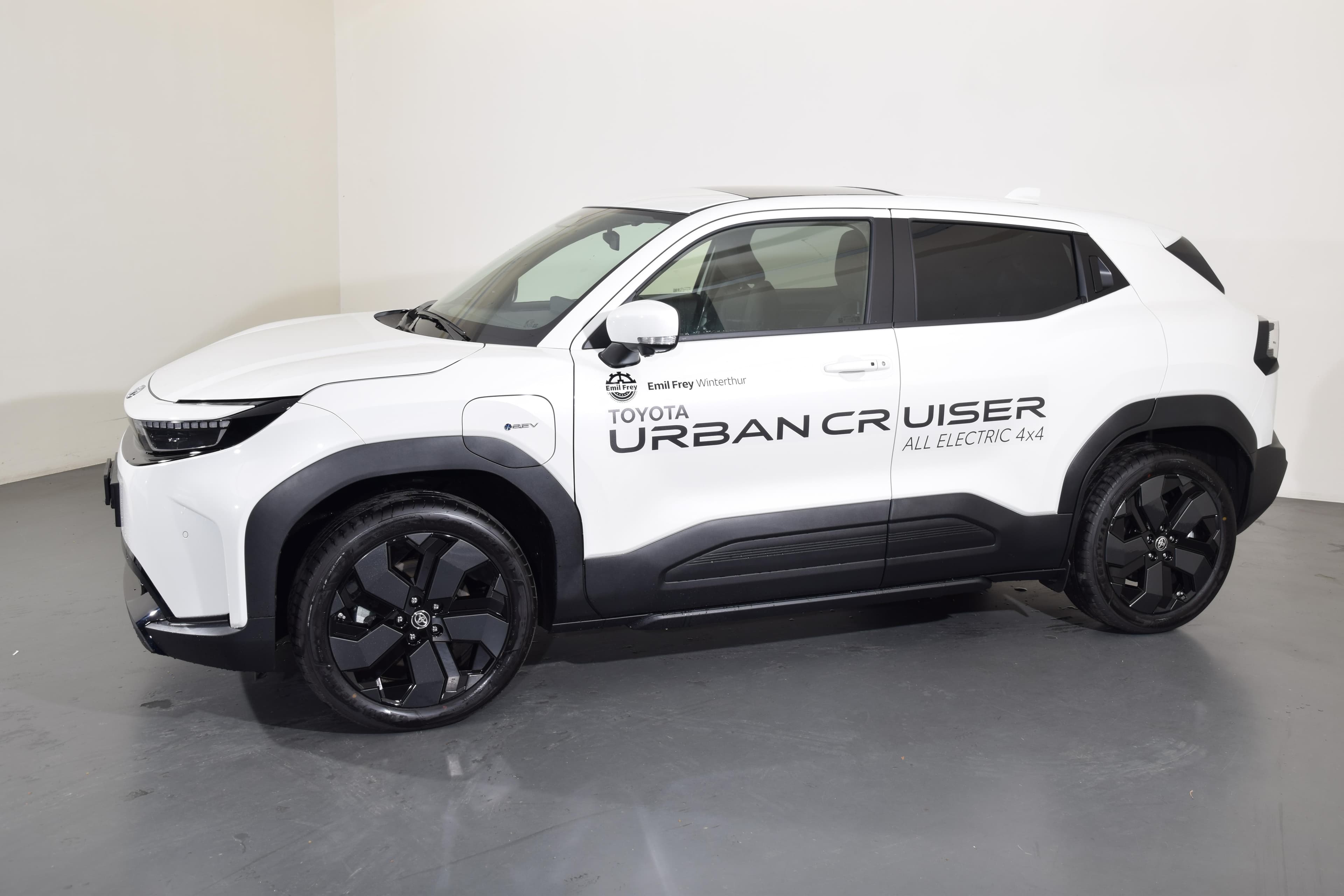 Toyota Urban Cruiser Premium AWD - Vorschau 3