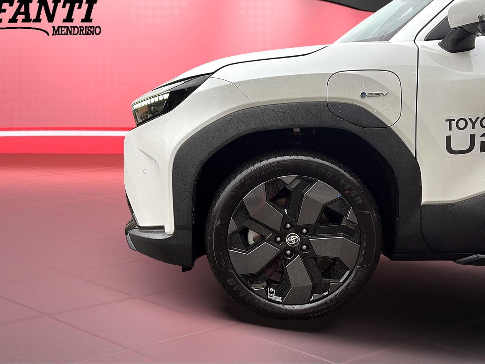 Toyota Urban Cruiser Premium AWD - Vorschau 3