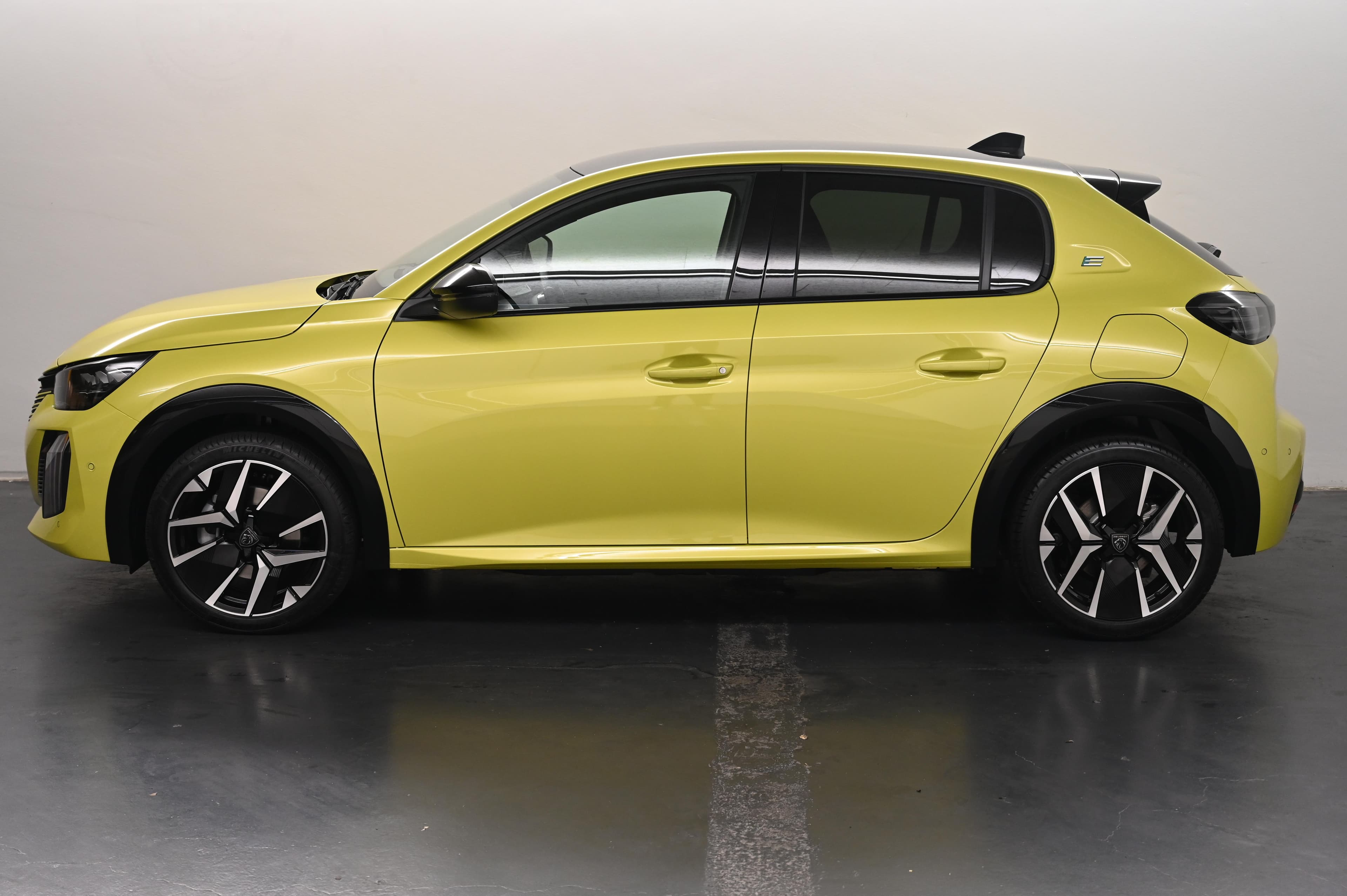 Peugeot 208 e-GT - Vorschau 3