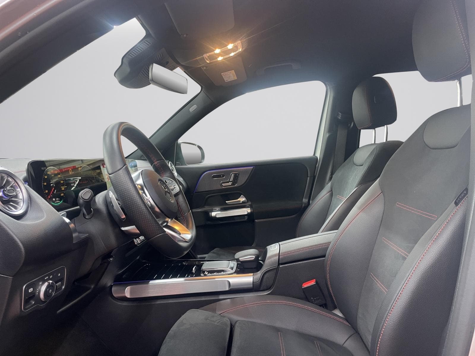 Mercedes-Benz EQB 350 4MATIC Swiss Star AMG Line - Vorschau 4