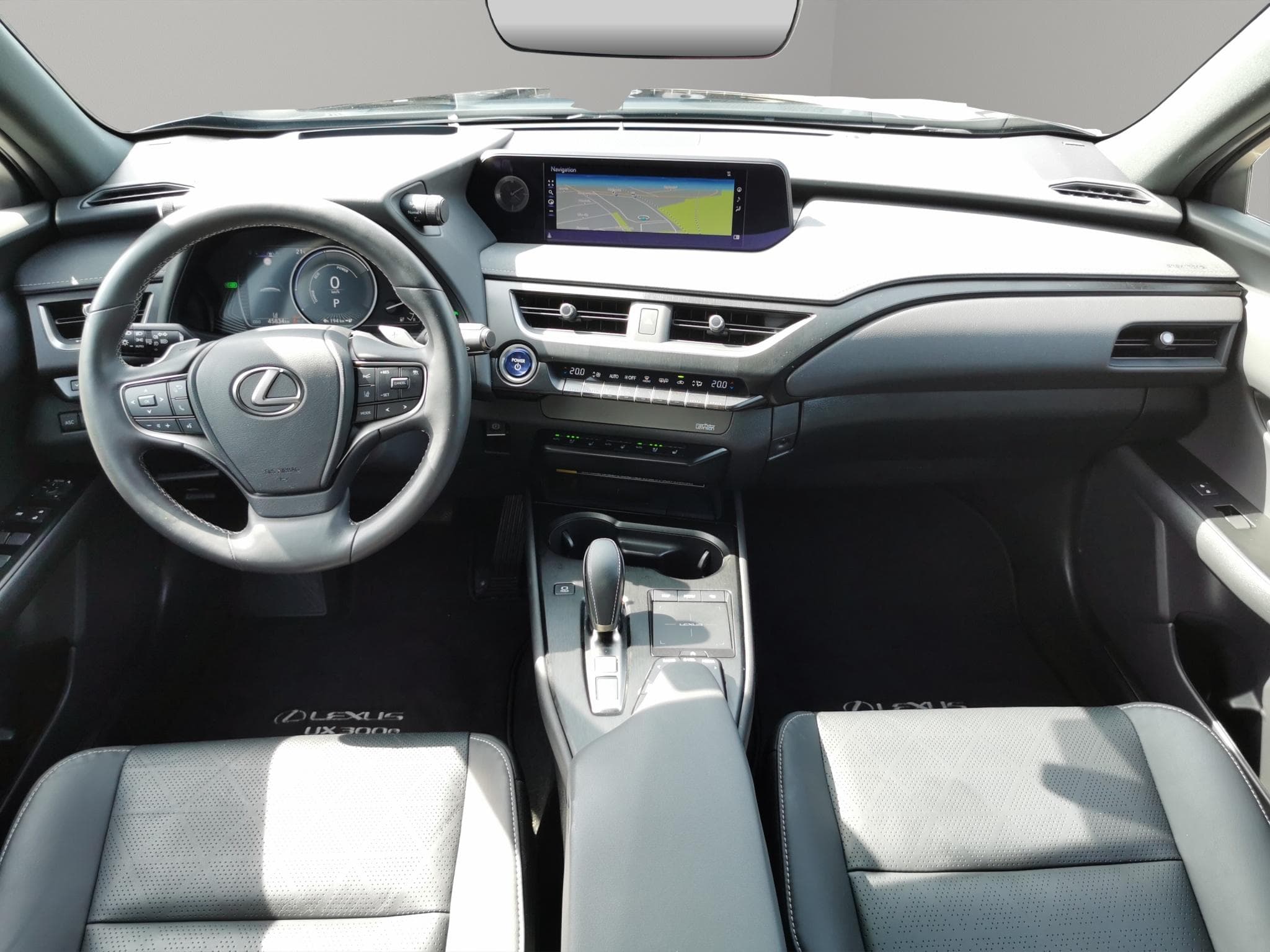 Lexus UX 300e Excellence - Vorschau 4