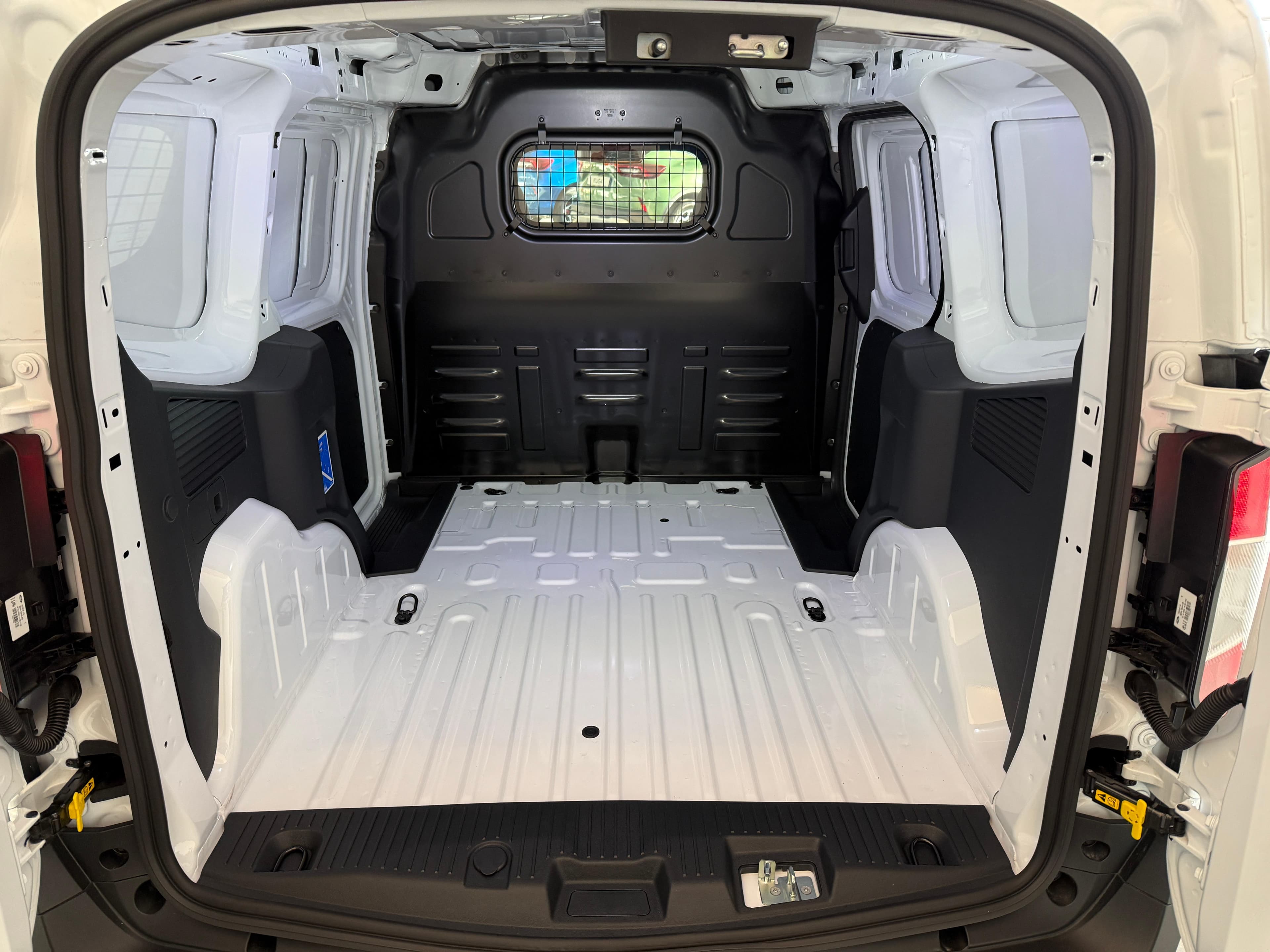 Ford E-Transit Courier Van Trend - Vorschau 5