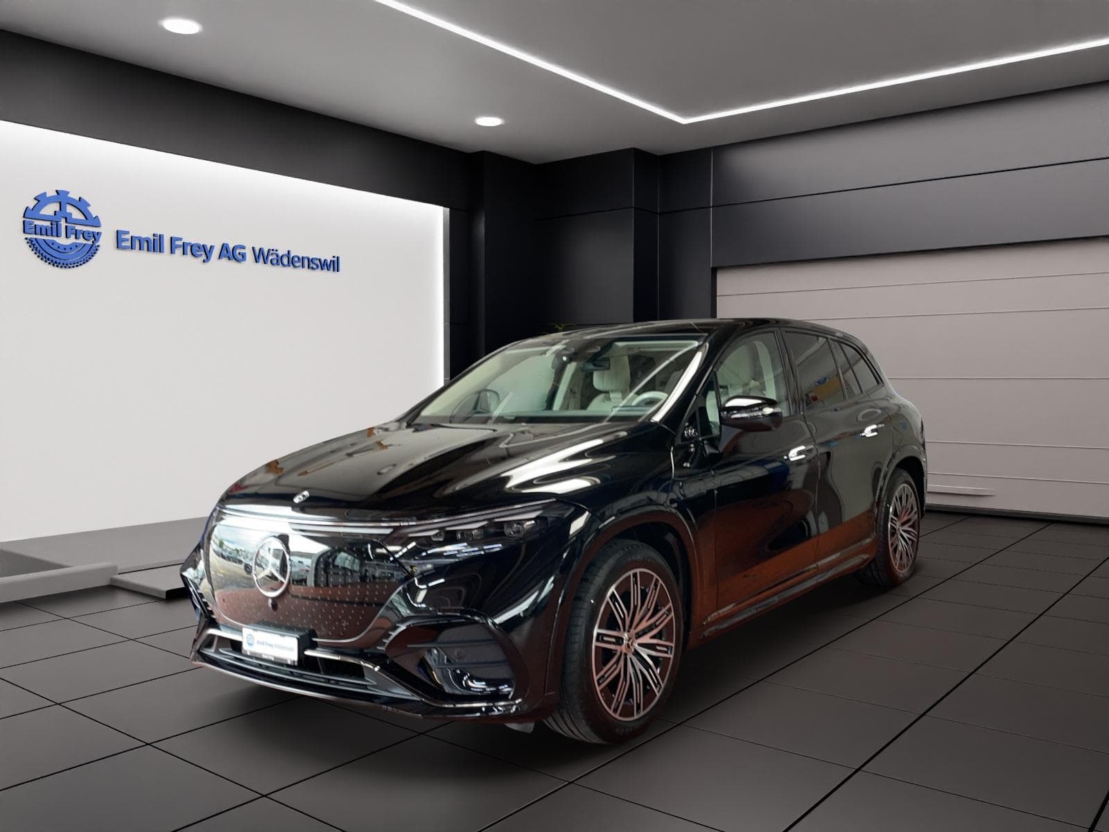 Mercedes-Benz EQS 450 4MATIC SUV Executive Edition AMG Line - Bild 1