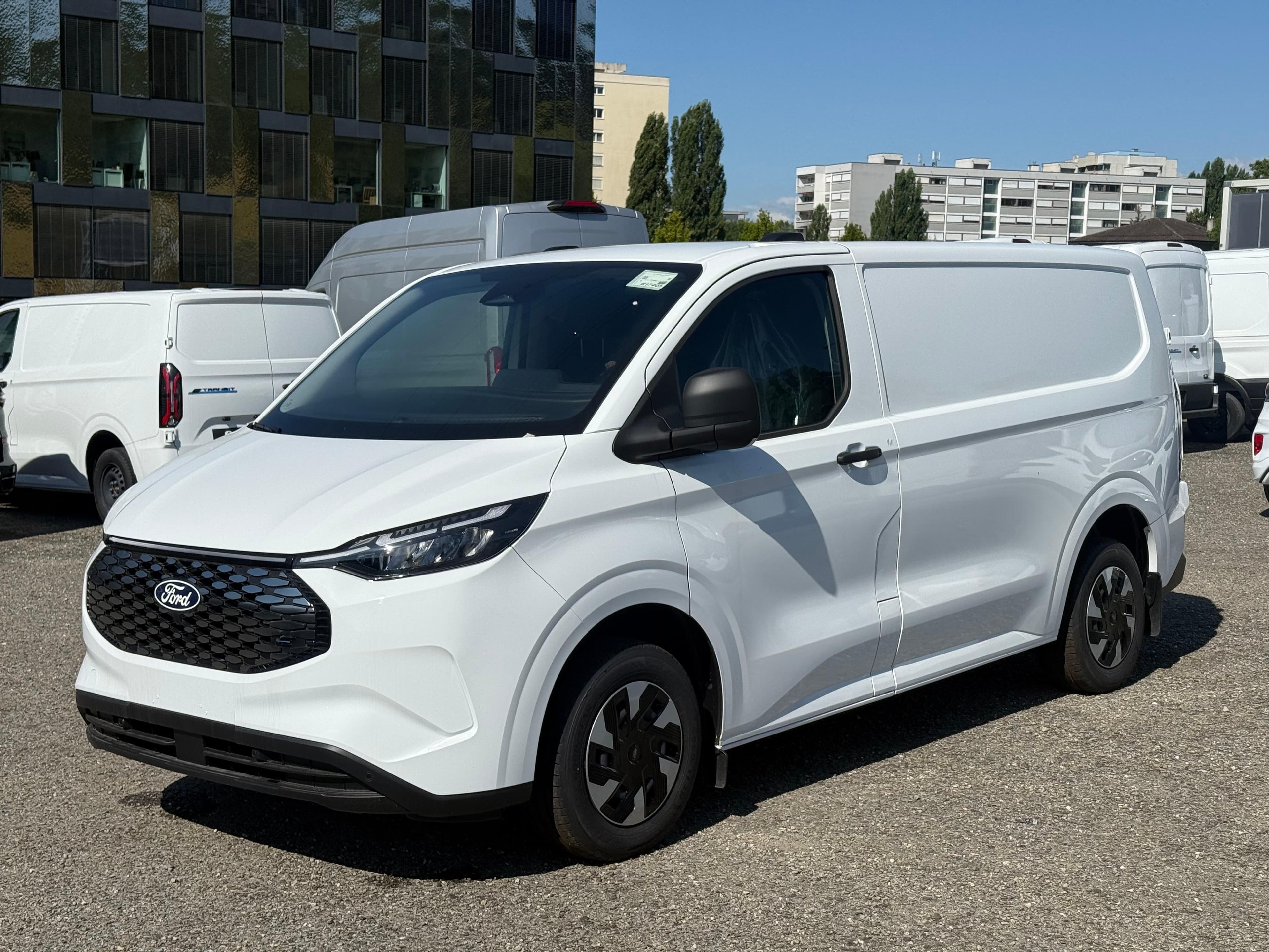 Ford E-Transit C Van 320 L1 Trend - Bild 1