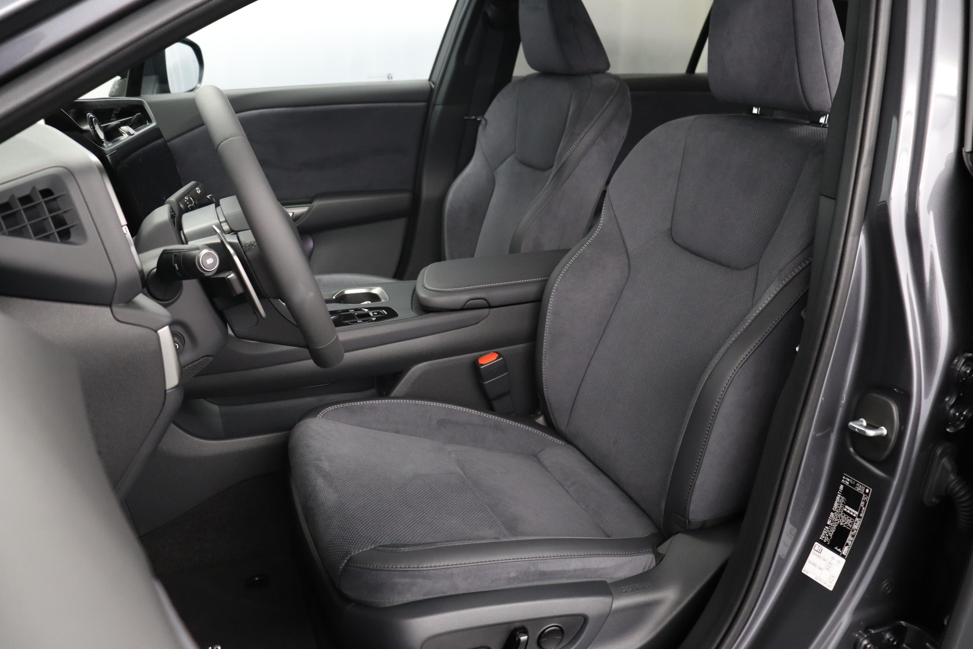 Lexus RZ 450e Excellence - Vorschau 3