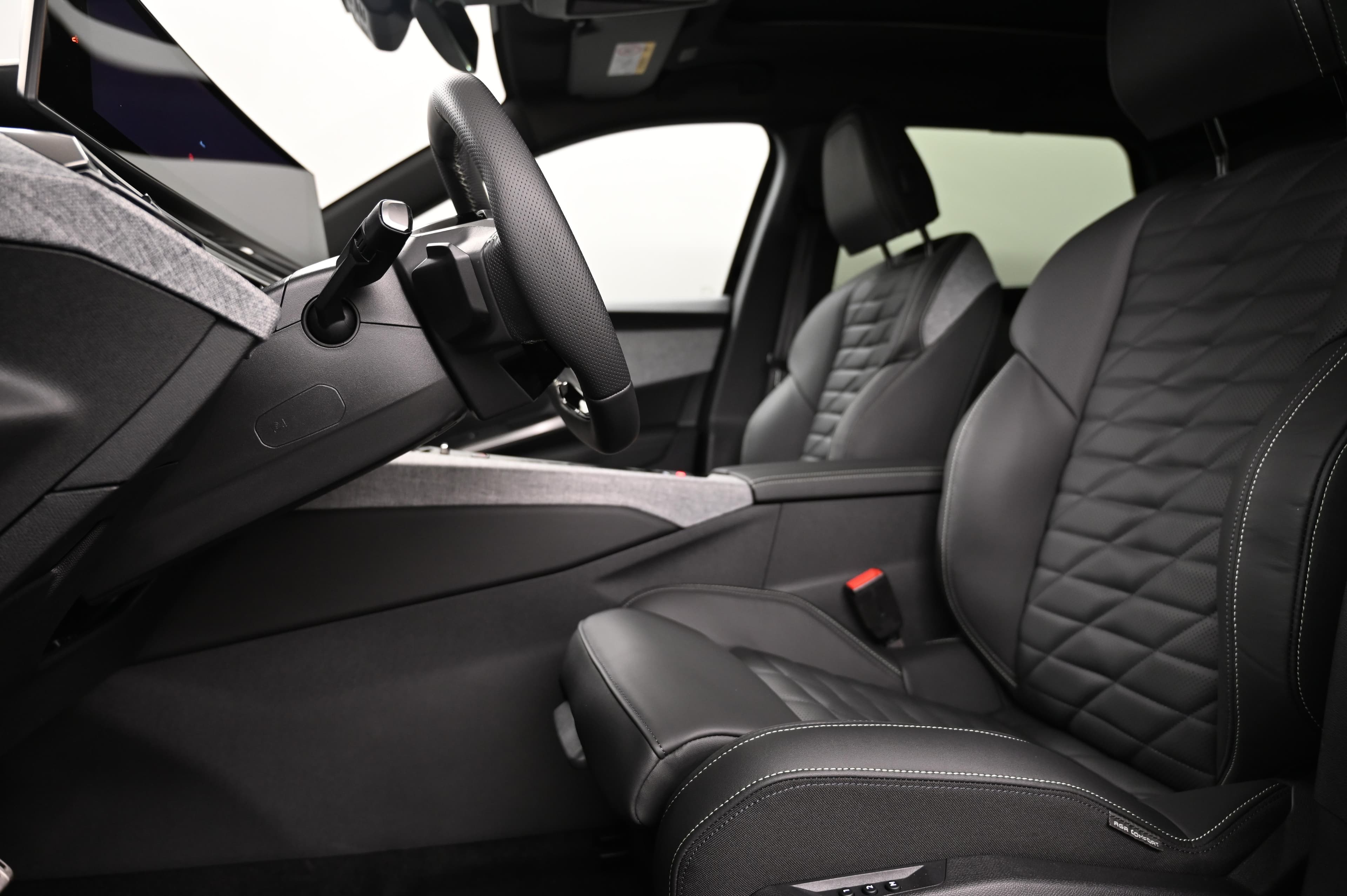 Peugeot 5008 e-Launch Edition AWD - Vorschau 5