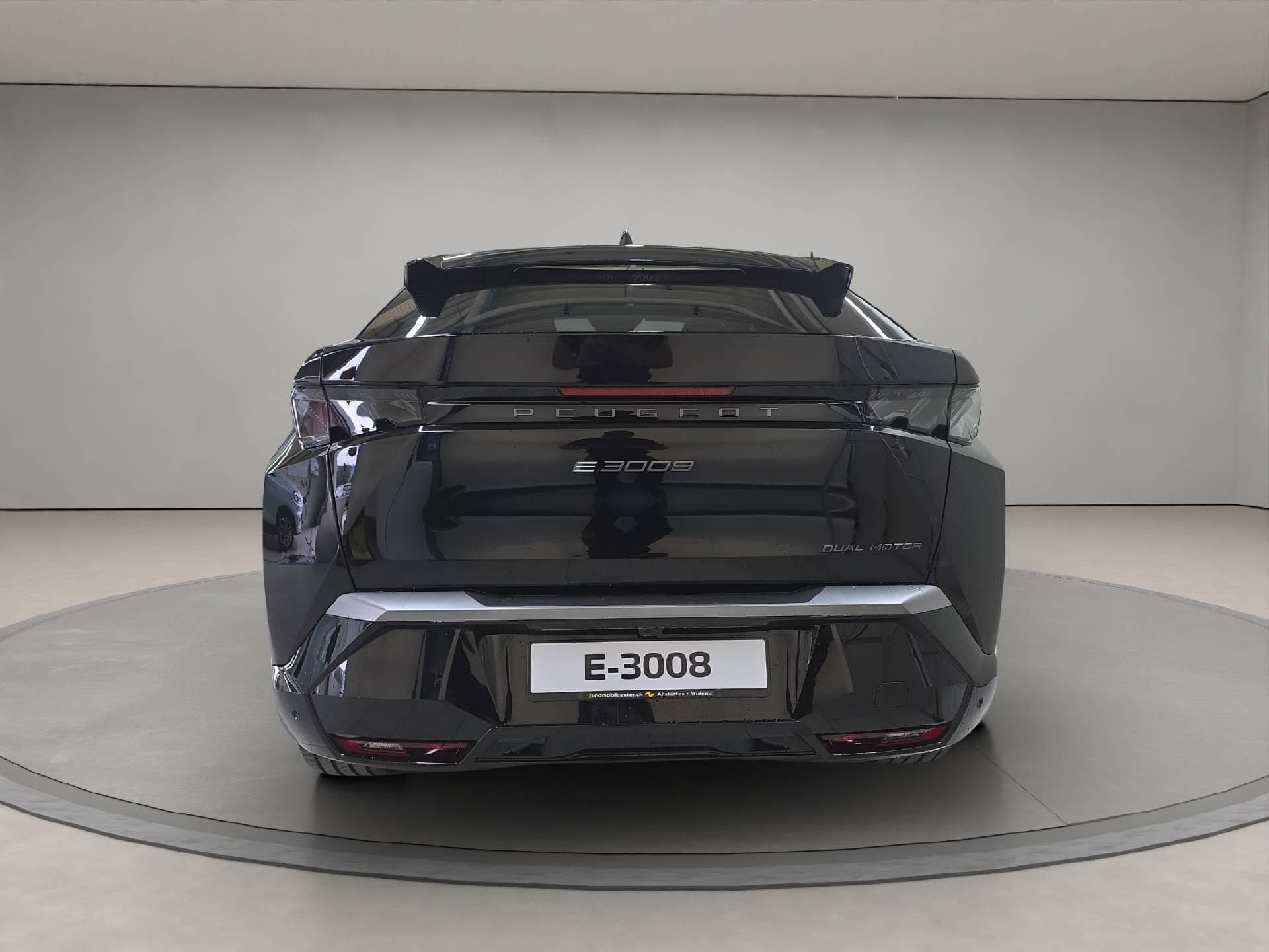 Peugeot E-3008 Launch Edition 4x4 - Vorschau 4
