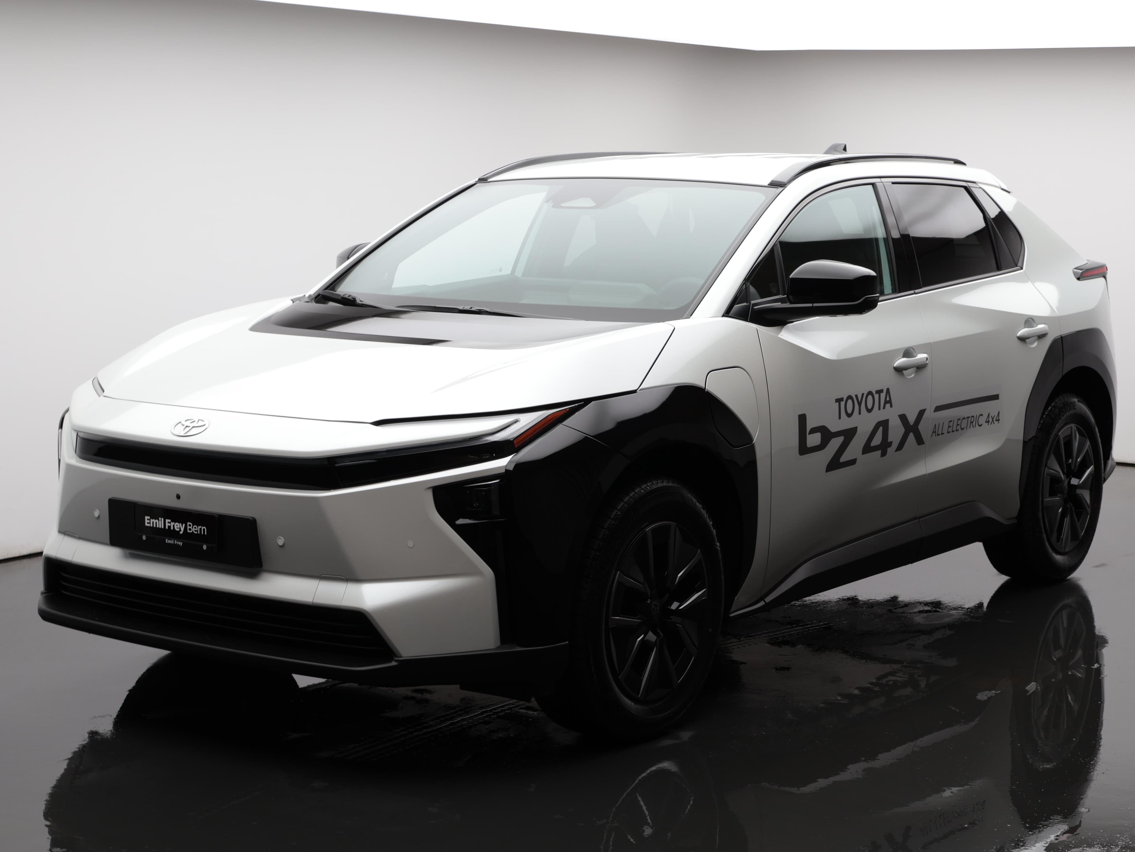 Toyota bZ4X Style AWD 1.99% Leasing "Modell 2026"