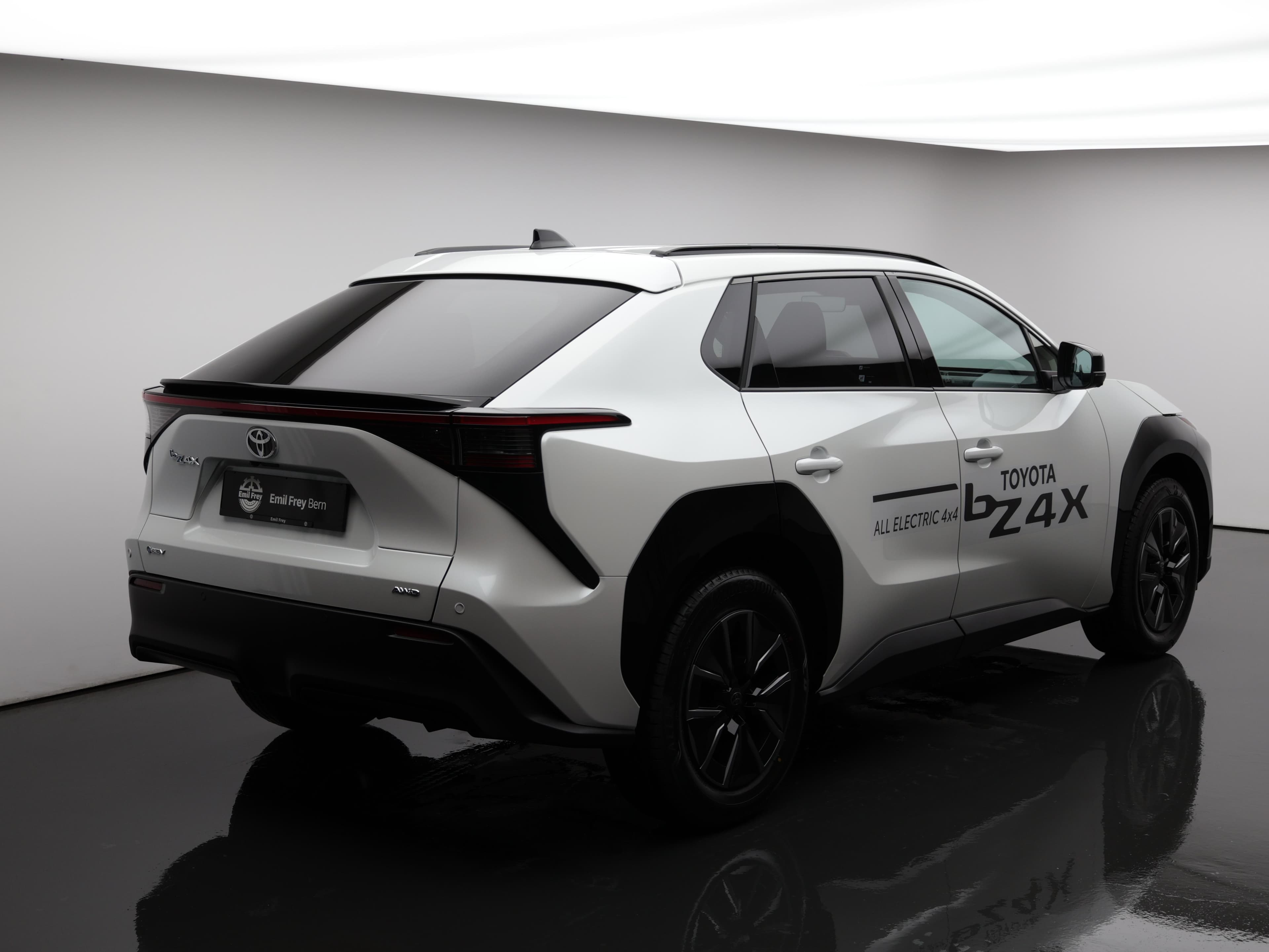 Toyota bZ4X Style AWD 1.99% Leasing "Modell 2026" - Vorschau 3