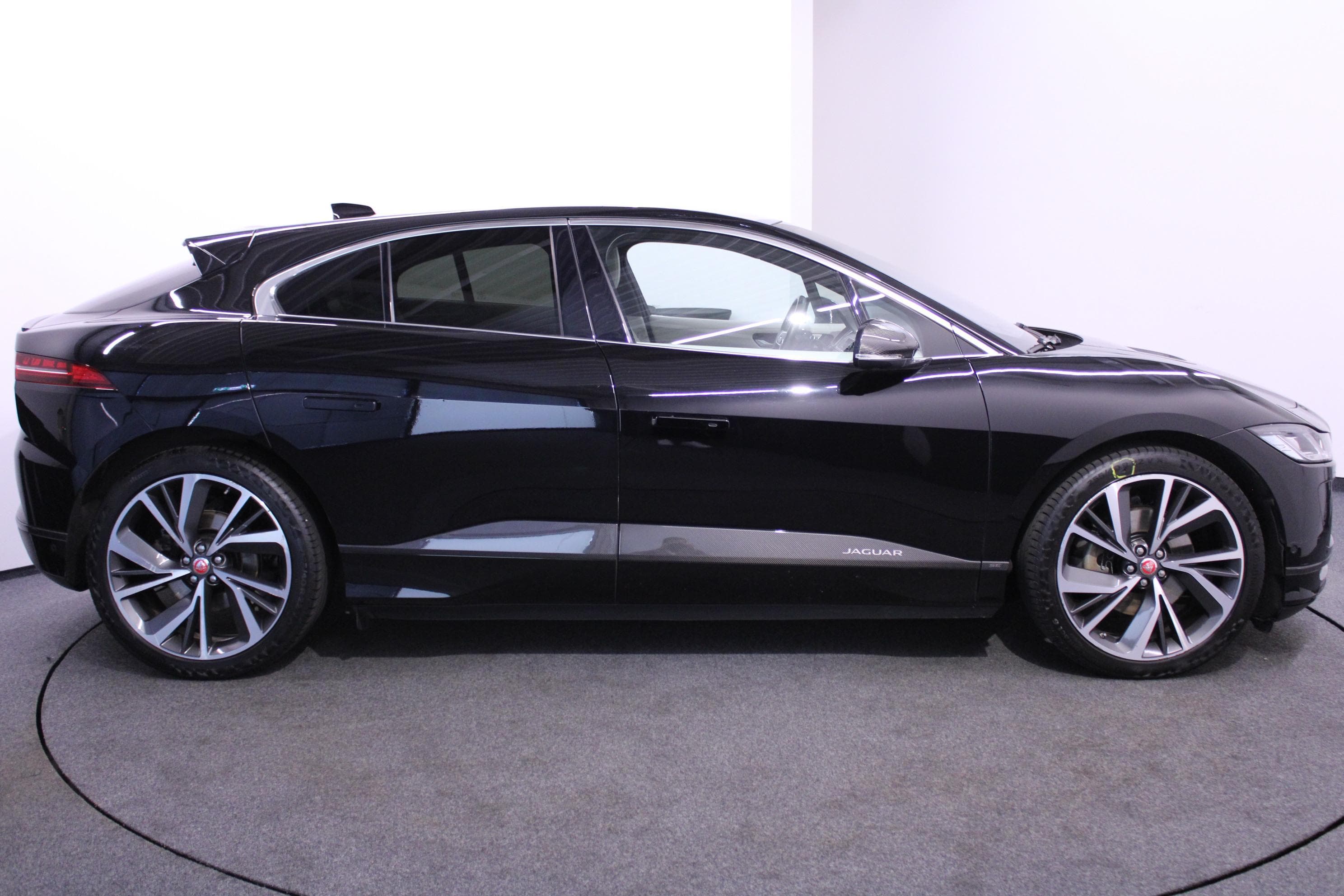 Jaguar I-Pace EV400 SE AWD - Vorschau 5